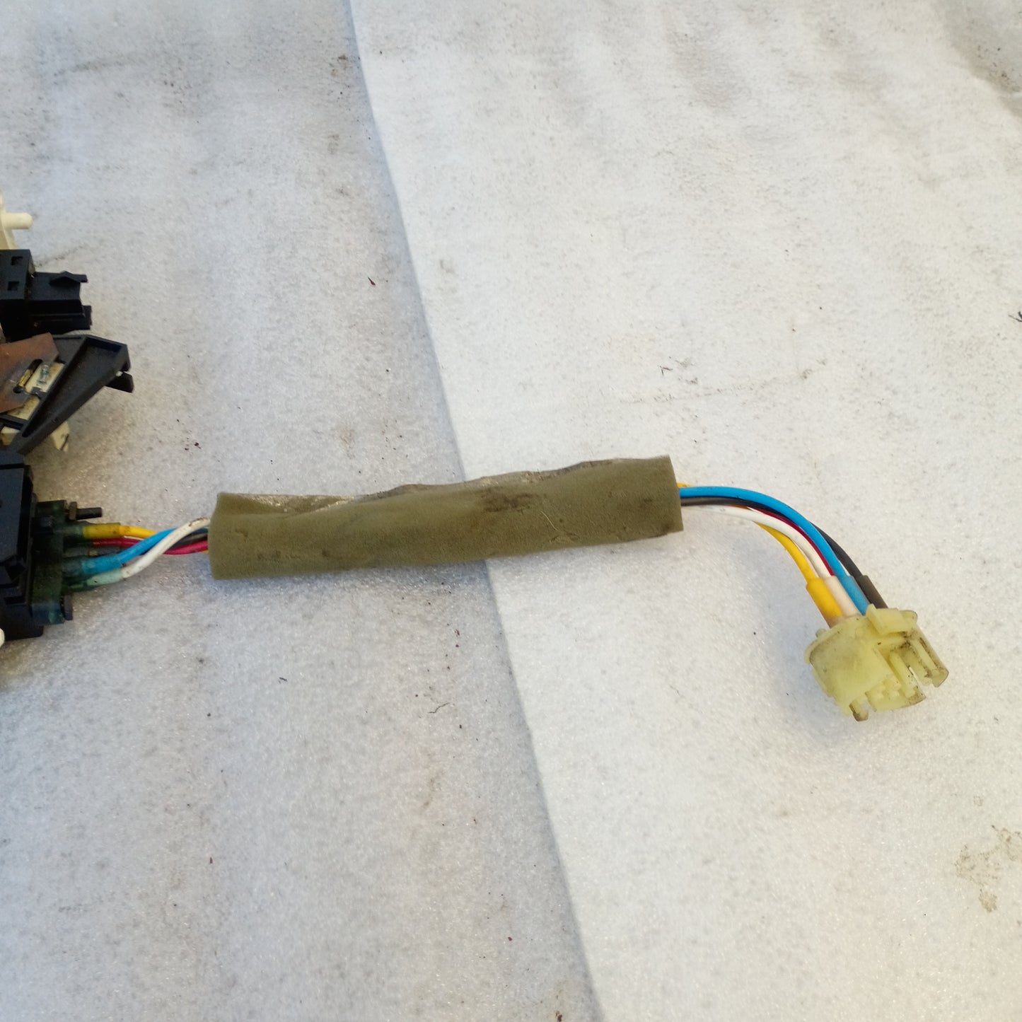 92-95 Heater / HVAC Control with AC (Used) Ford F150 F250 F350 Bronco