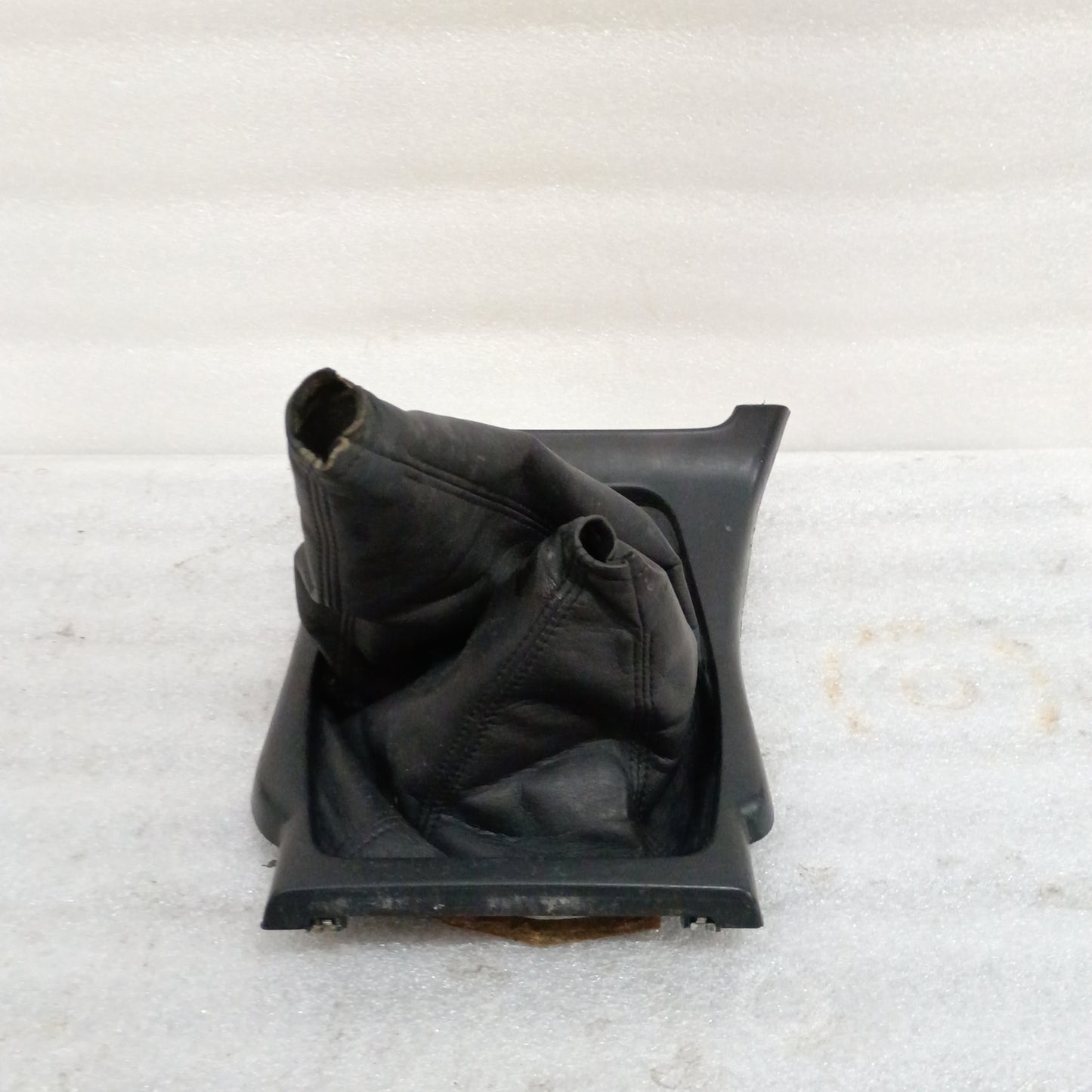 96-02 Black Leather Shifter Boot Manual 4x4 (Used) Toyota 4Runner OEM 58804-35060