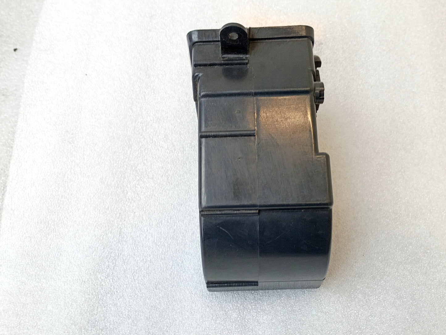 89-95 Left/Driver Side Dash AC Vent (Used) Toyota 4Runner Pickup OEM 55686-89102