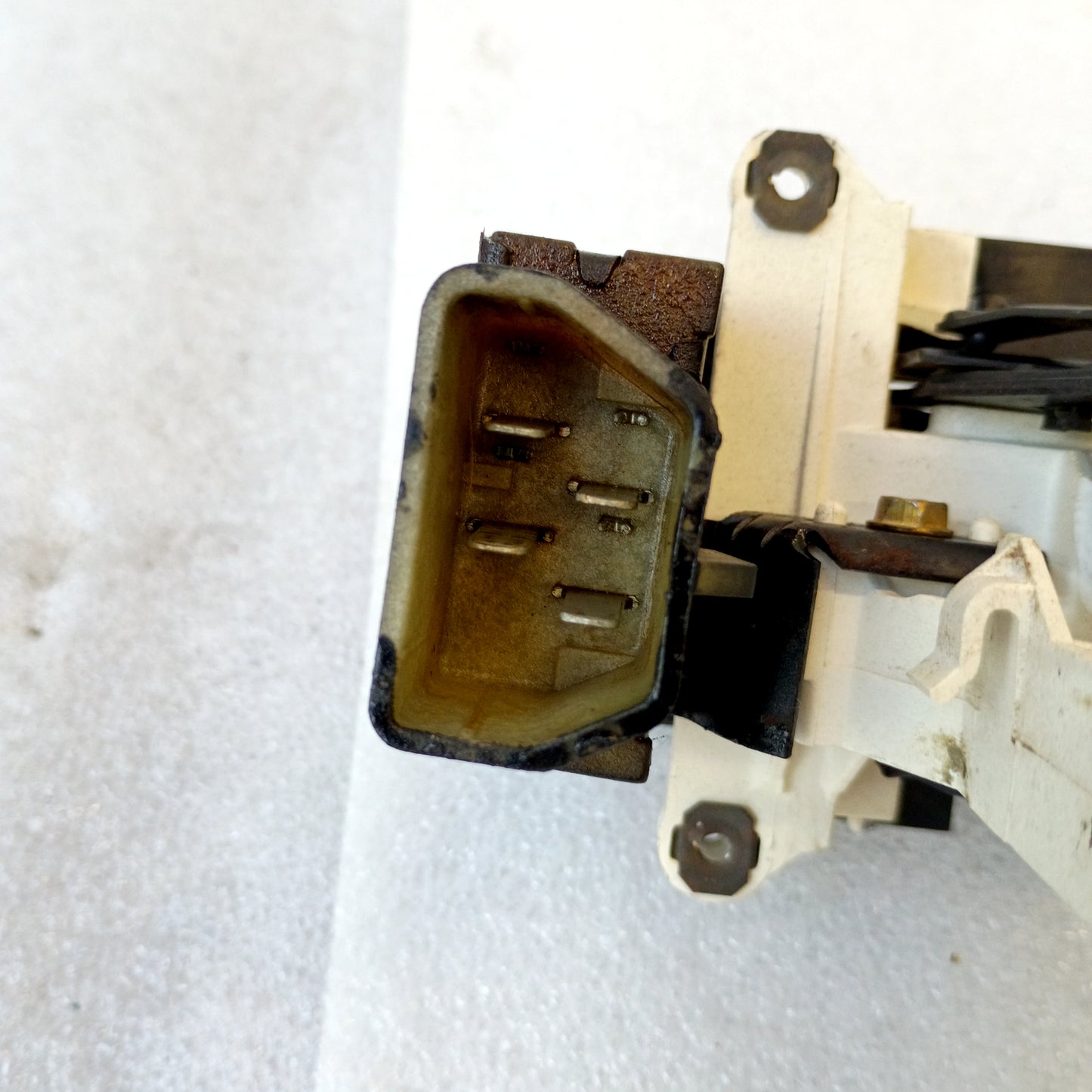 80-82 Heater Control with Fuel Switch (Used) Ford F100 F150 F250 F350