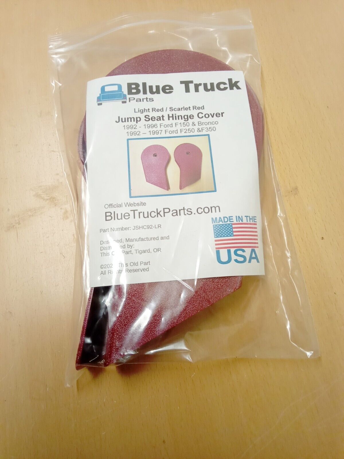 92-97 Light/Scarlet Red Split Seat Hinge Covers