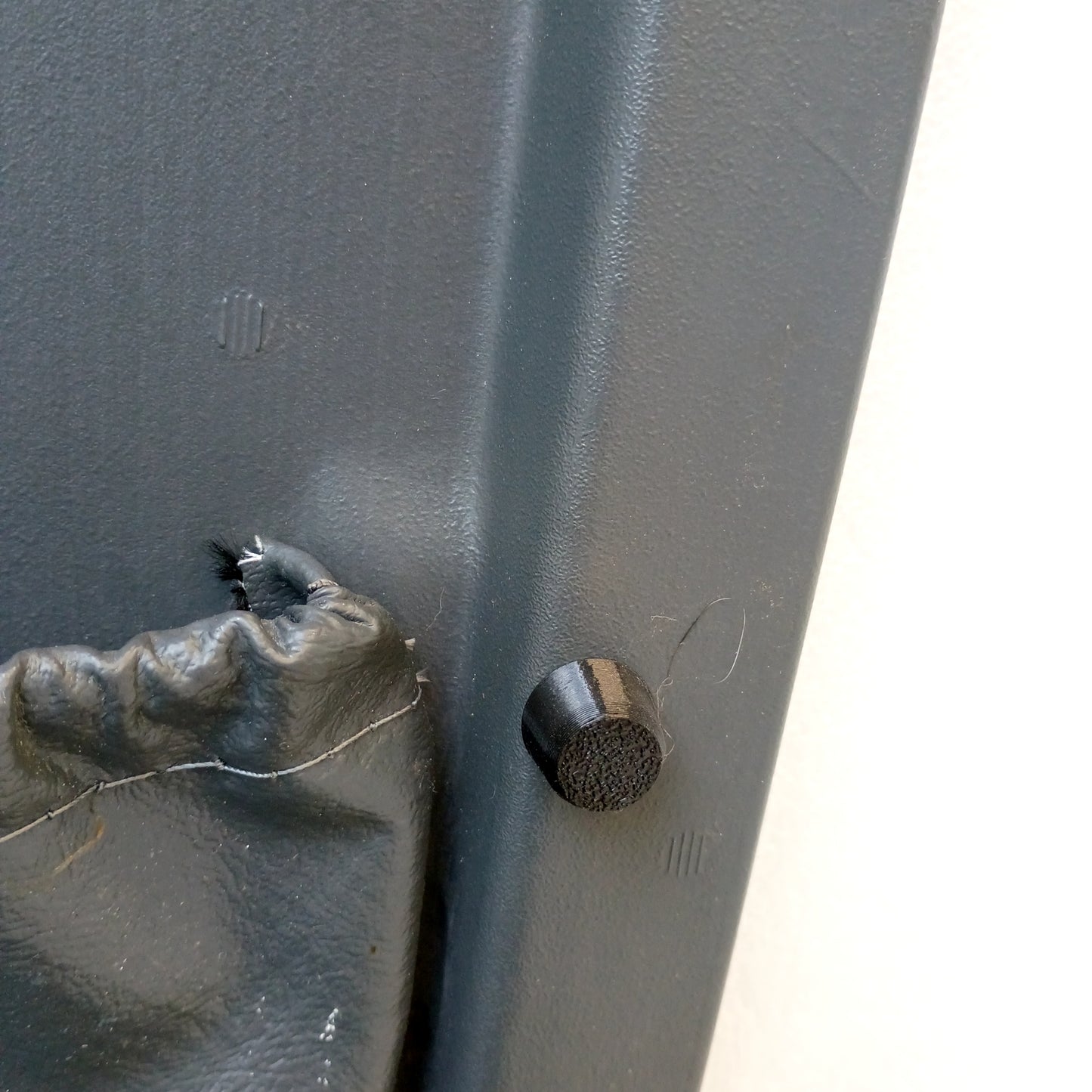 92-97 Dark/Granite Gray Center Console New Cups, Latch (Used) F150 F250 F350 Bronco