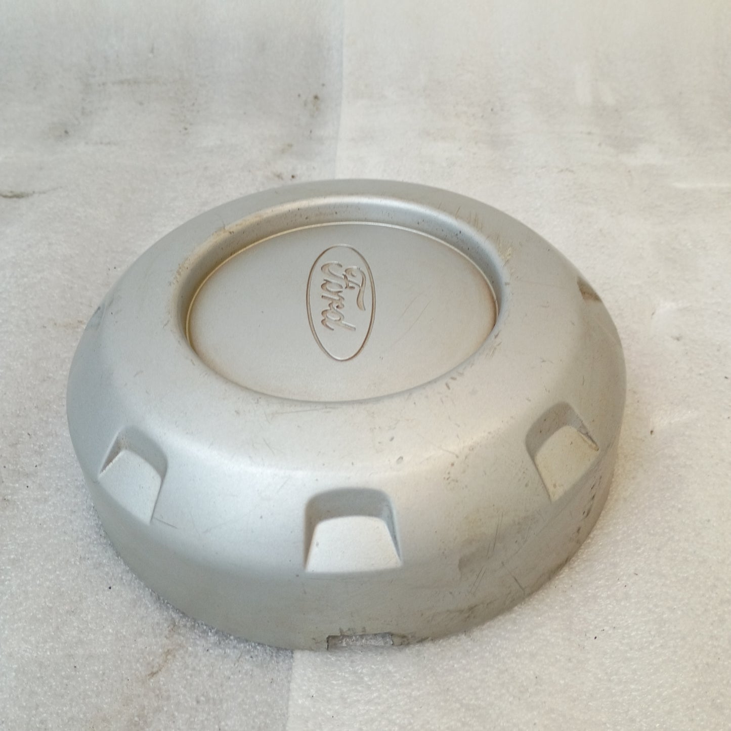 04-16 OEM Ford Silver Center Hub Cap 8 Lug (Used) Super Duty F250 F350 - 5c34-1a096-cc