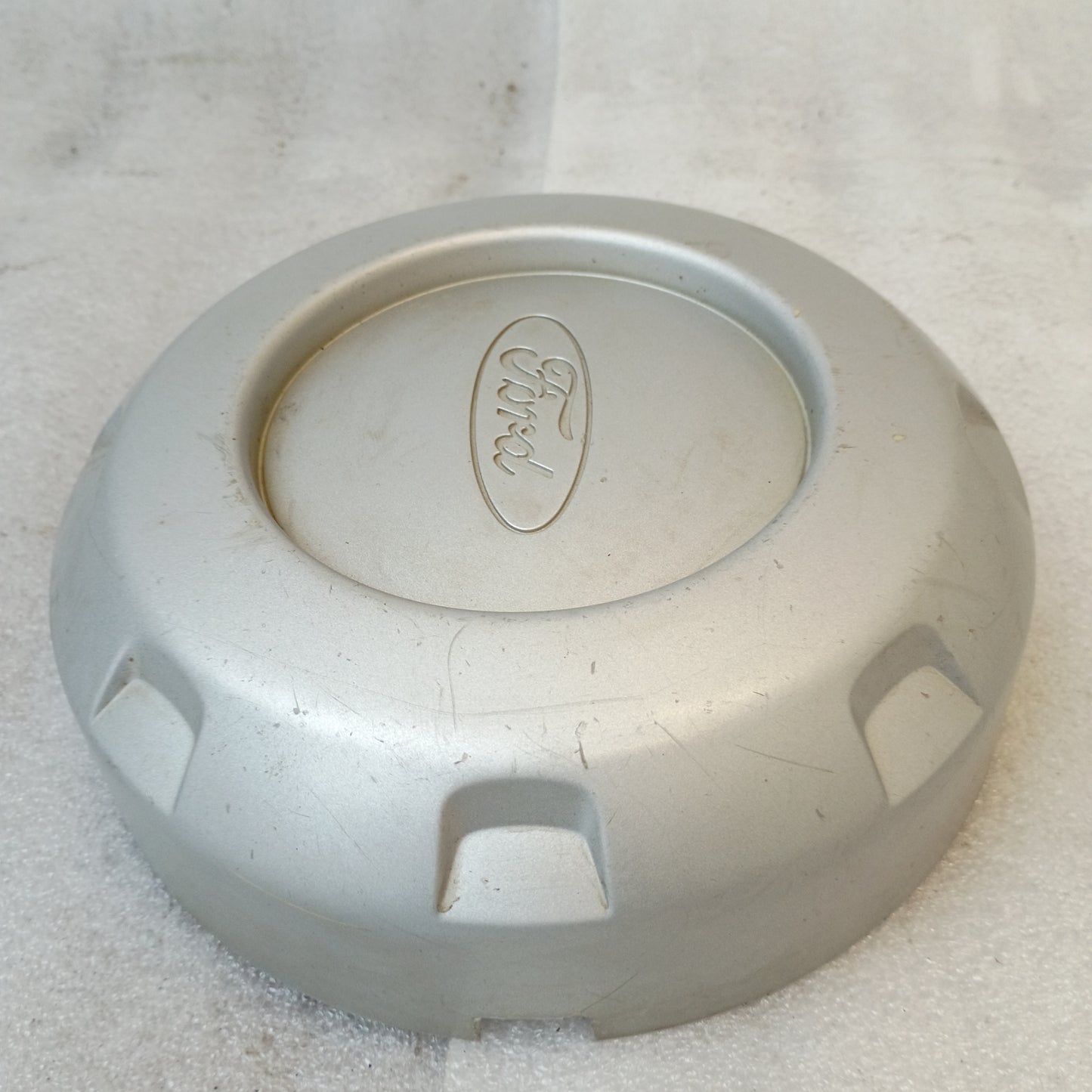 04-16 OEM Ford Silver Center Hub Cap 8 Lug (Used) Super Duty F250 F350 - 5c34-1a096-cc