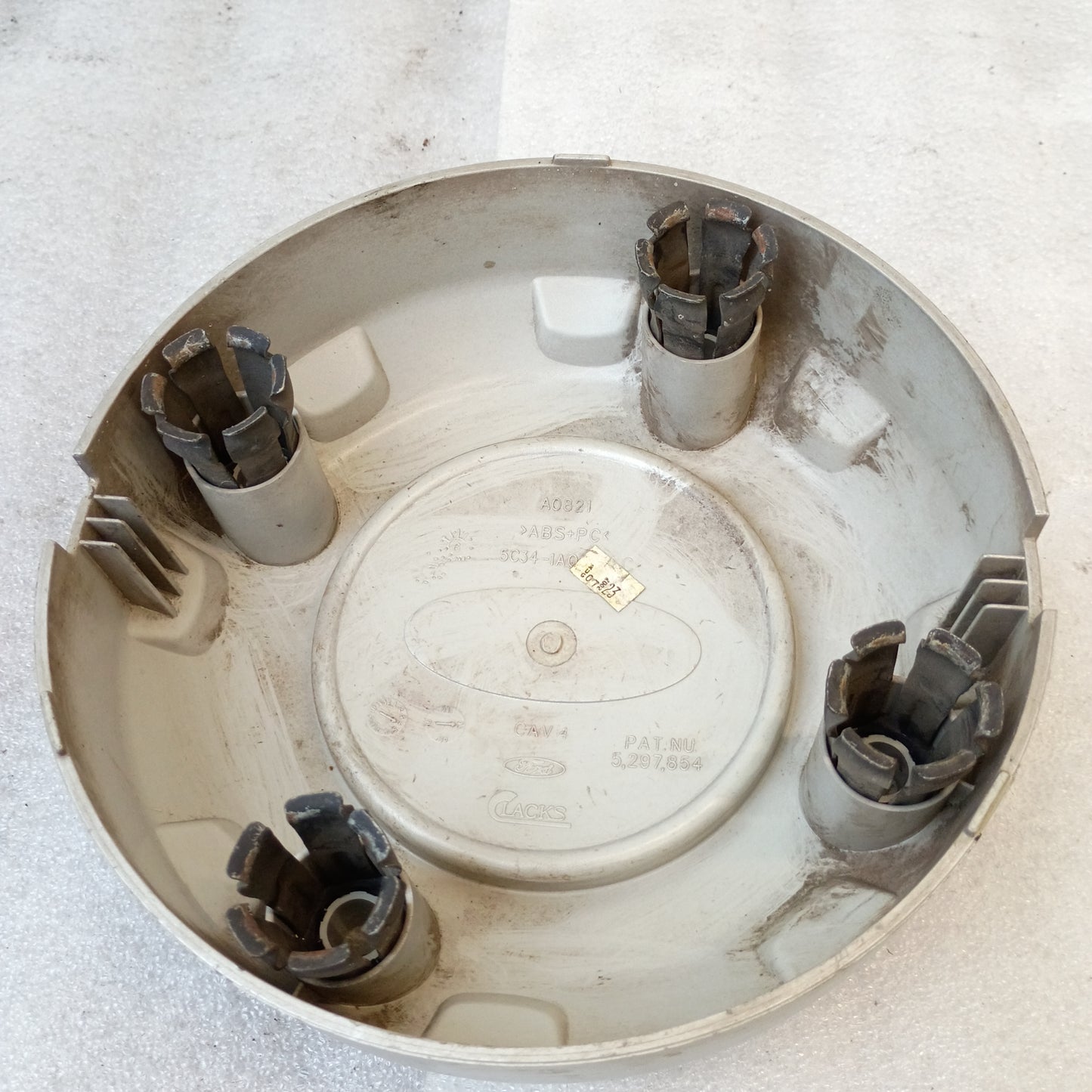 04-16 OEM Ford Silver Center Hub Cap 8 Lug (Used) Super Duty F250 F350 - 5c34-1a096-cc