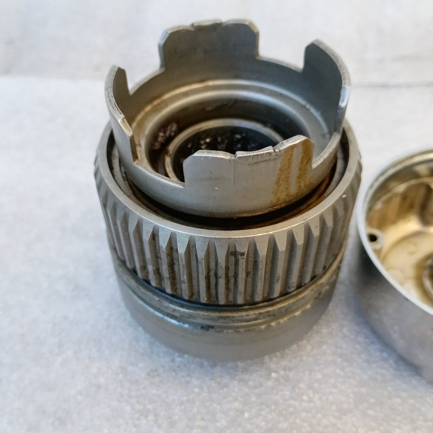 73-87 Chevy/GMC Automatic Locking Hubs 5 Bolt Dana 44 (Used) Square Body  4x4 4WD K5