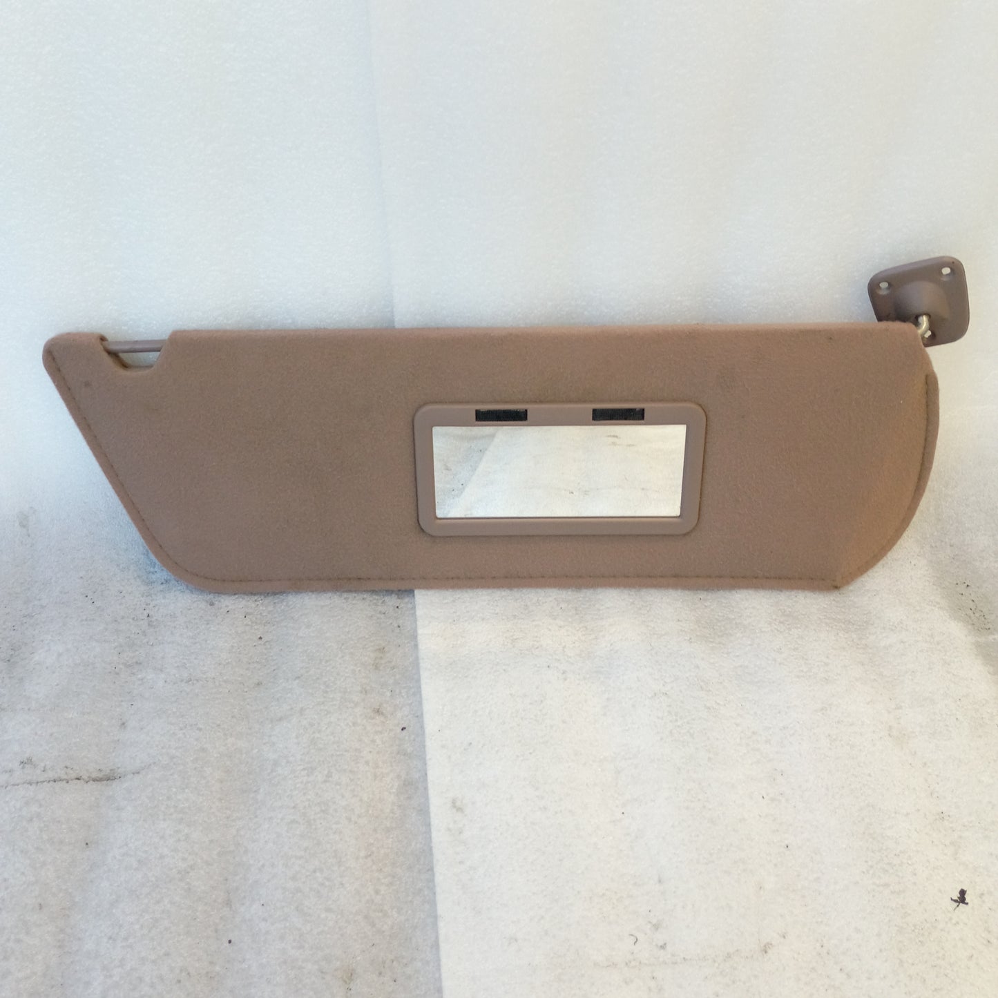 92-97 Tan/Mocha Cloth Sun Visors Pair (Used) F150 F250 F350 Bronco OEM