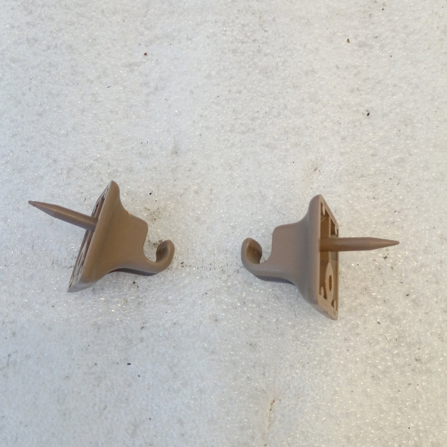 92-97 Tan/Mocha Cloth Sun Visors Pair (Used) F150 F250 F350 Bronco OEM