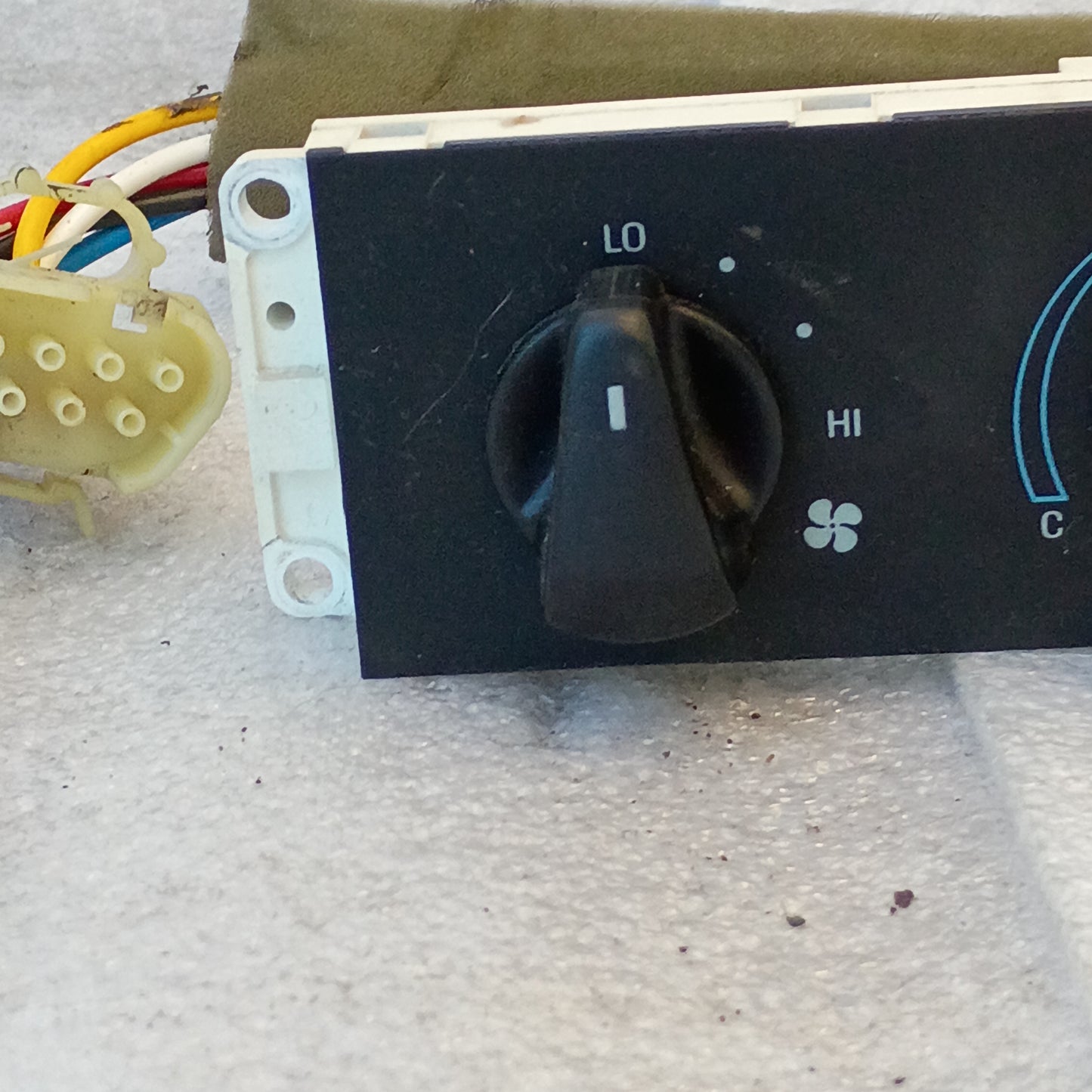 92-95 Heater / HVAC Control with AC (Used) Ford F150 F250 F350 Bronco