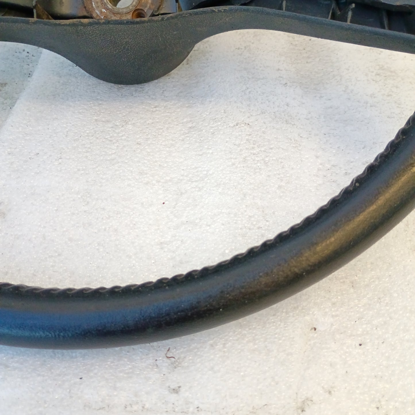 80-86 Sim Leather Steering Wheel (Used) F150 F250 F350 Bronco OEM XLT
