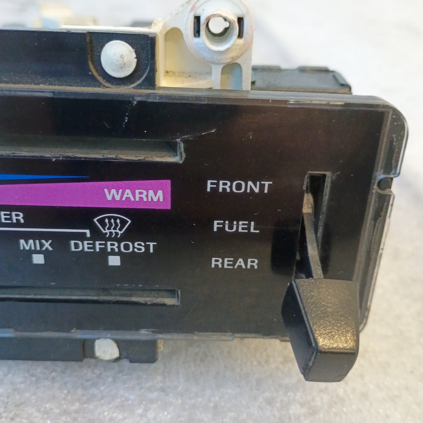 84-86 Heater & AC Control with Fuel Switch (Used) Ford F100 F150 F250 F350 Bronco