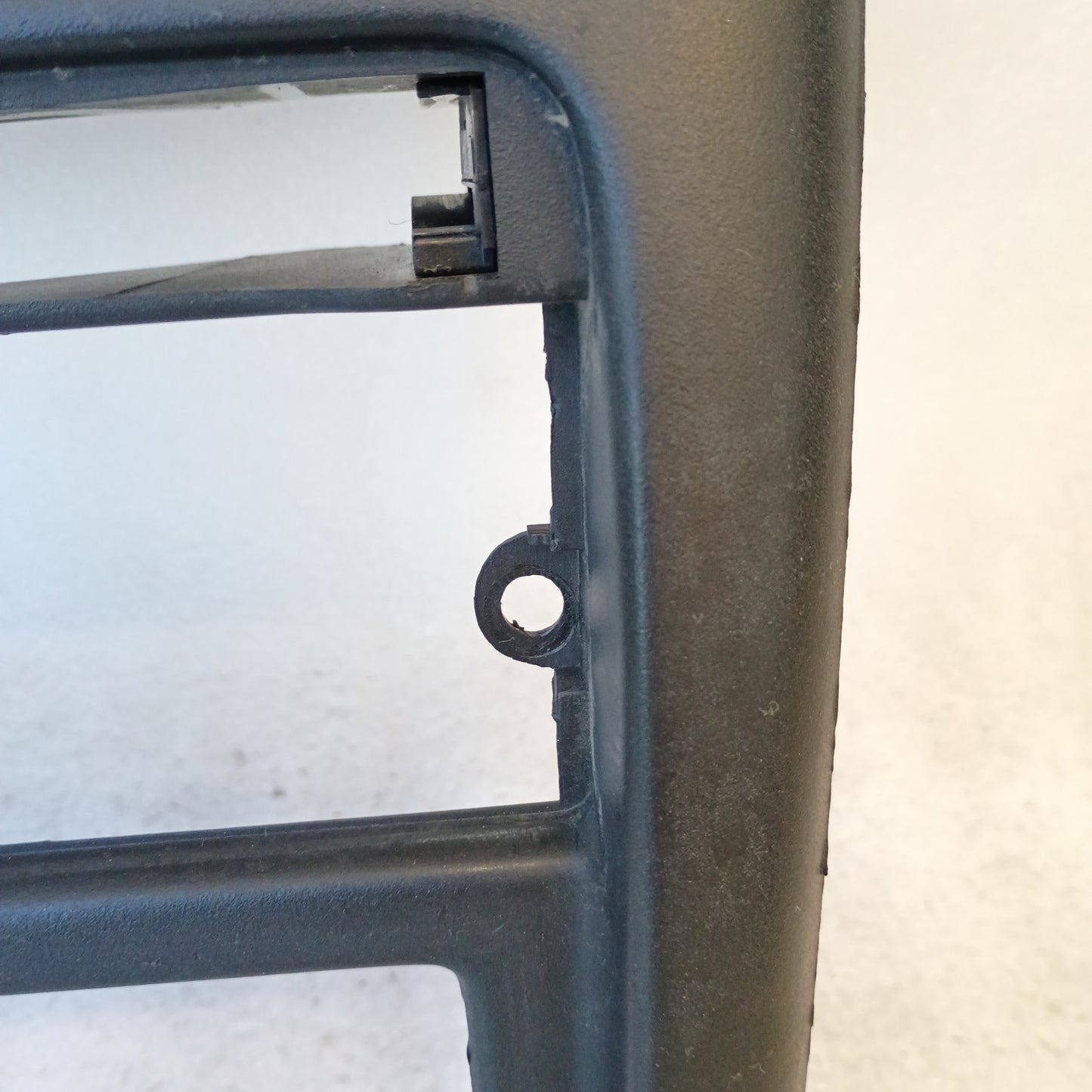 95-97 Heater and Radio Bezel (Used) Toyota Tacoma Pickup OEM  55405-04010