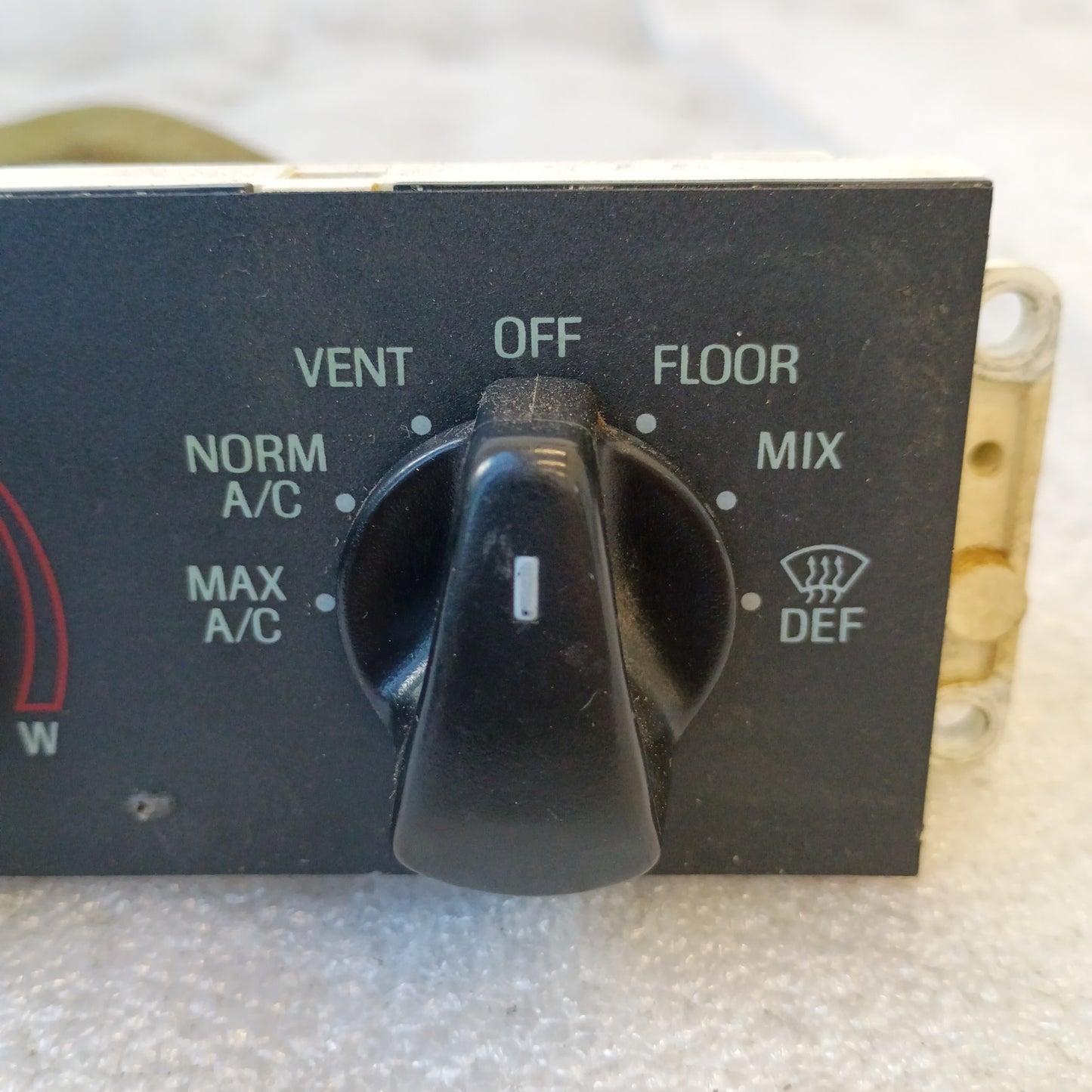 92-95 Heater / HVAC Control with AC (Used) Ford F150 F250 F350 Bronco