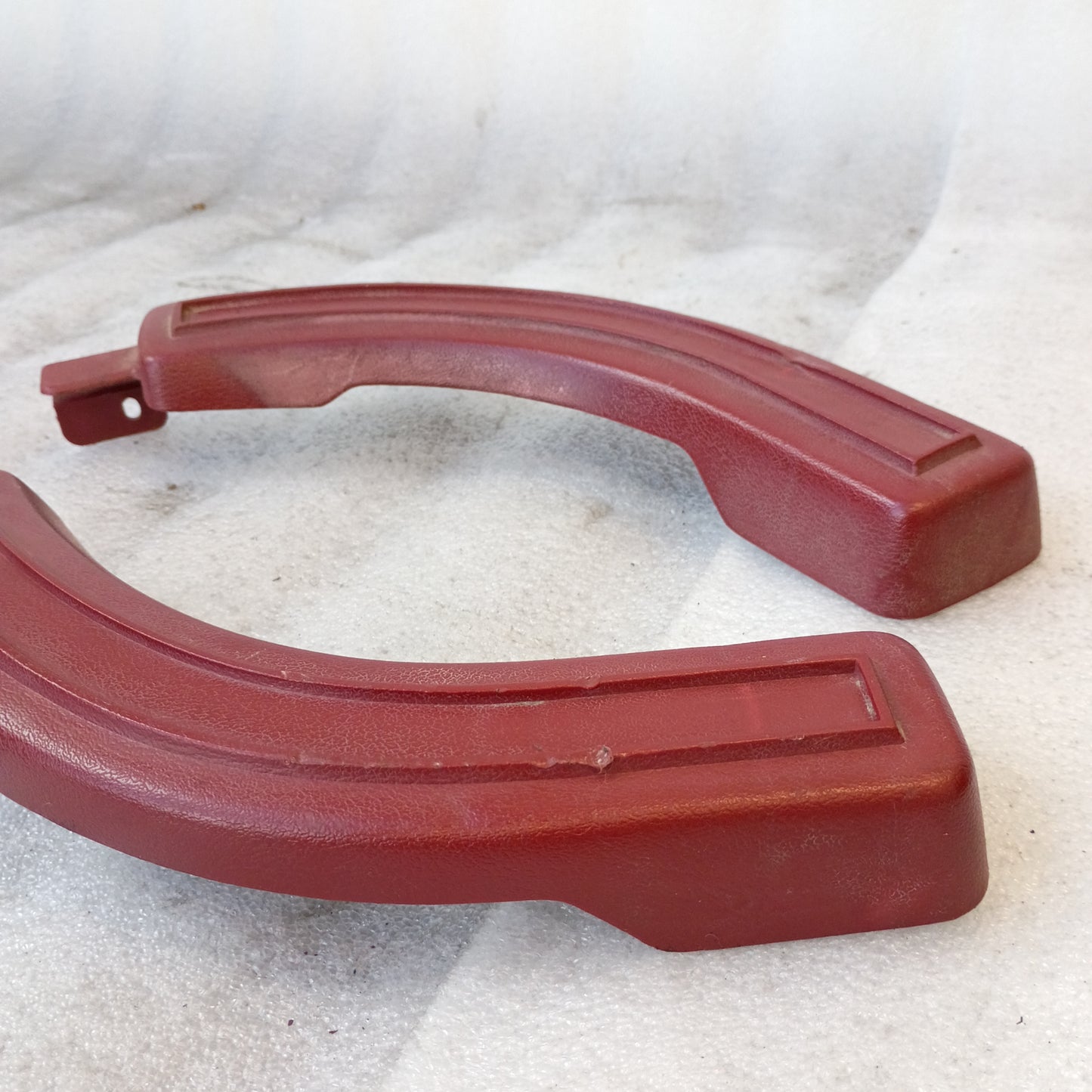 80-86 Red Bench Seat Hinge Covers (Used) F150 F250 F350 Bronco