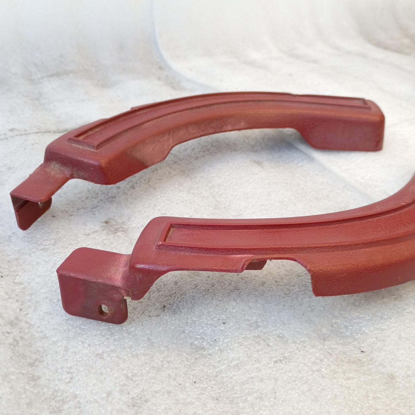 80-86 Red Bench Seat Hinge Covers (Used) F150 F250 F350 Bronco