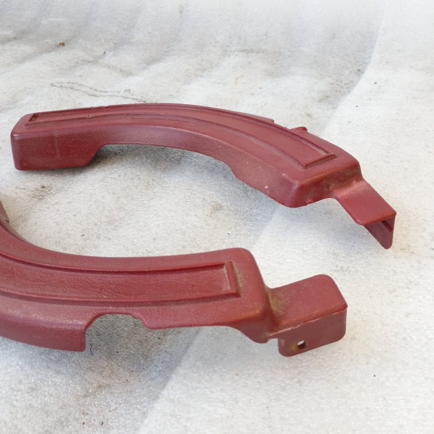 80-86 Red Bench Seat Hinge Covers (Used) F150 F250 F350 Bronco
