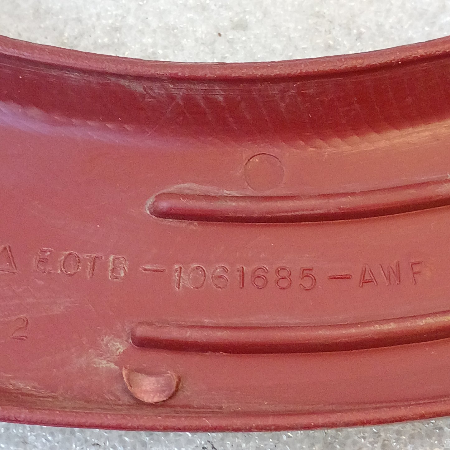 80-86 Red Bench Seat Hinge Covers (Used) F150 F250 F350 Bronco