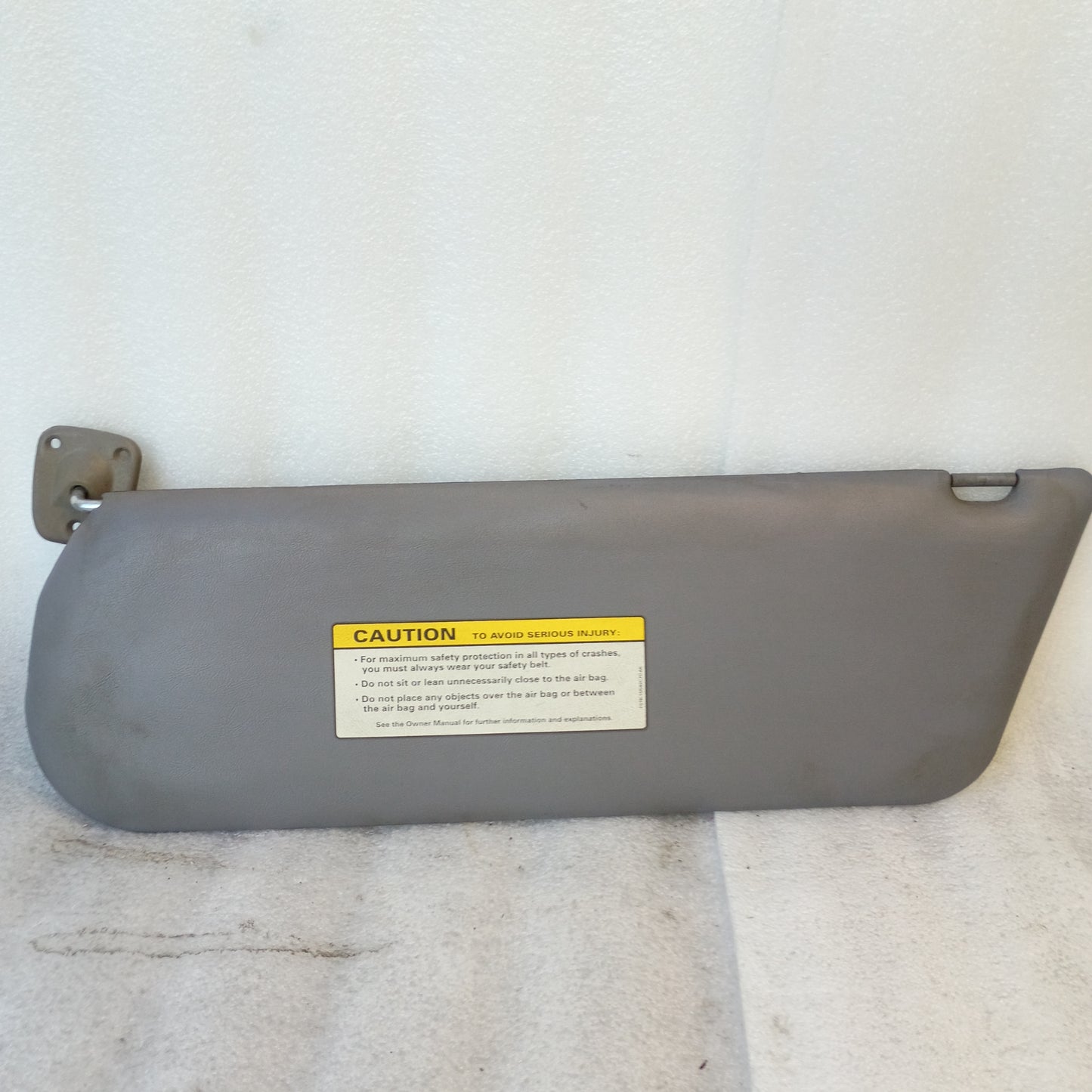 92-97 Light/Opal Gray Vinyl Sun Visors Pair (Used) F150 F250 F350 Bronco OEM