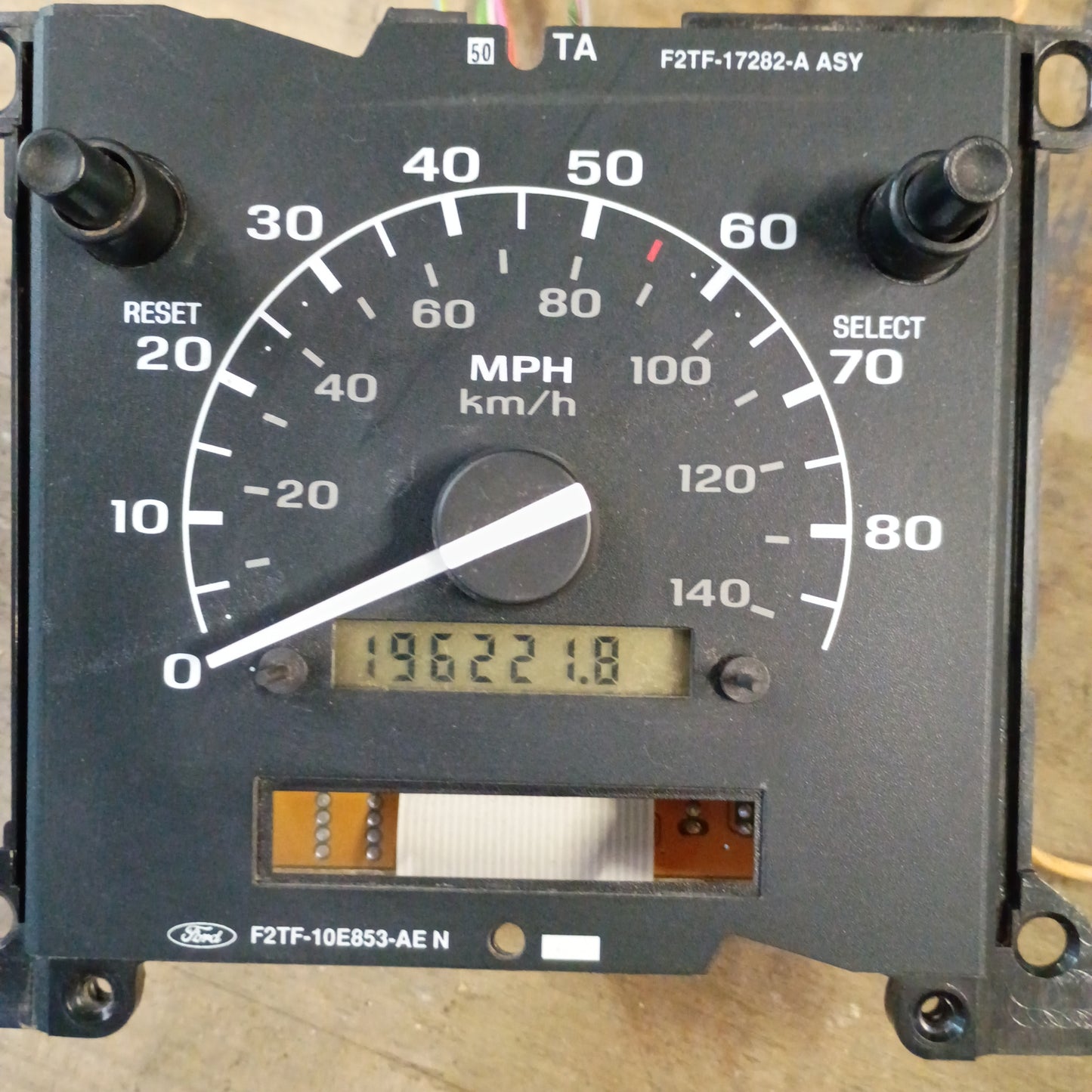 92-97 Speedometer 196K Miles (Used) Ford F150 F250 F350 Bronco OEM