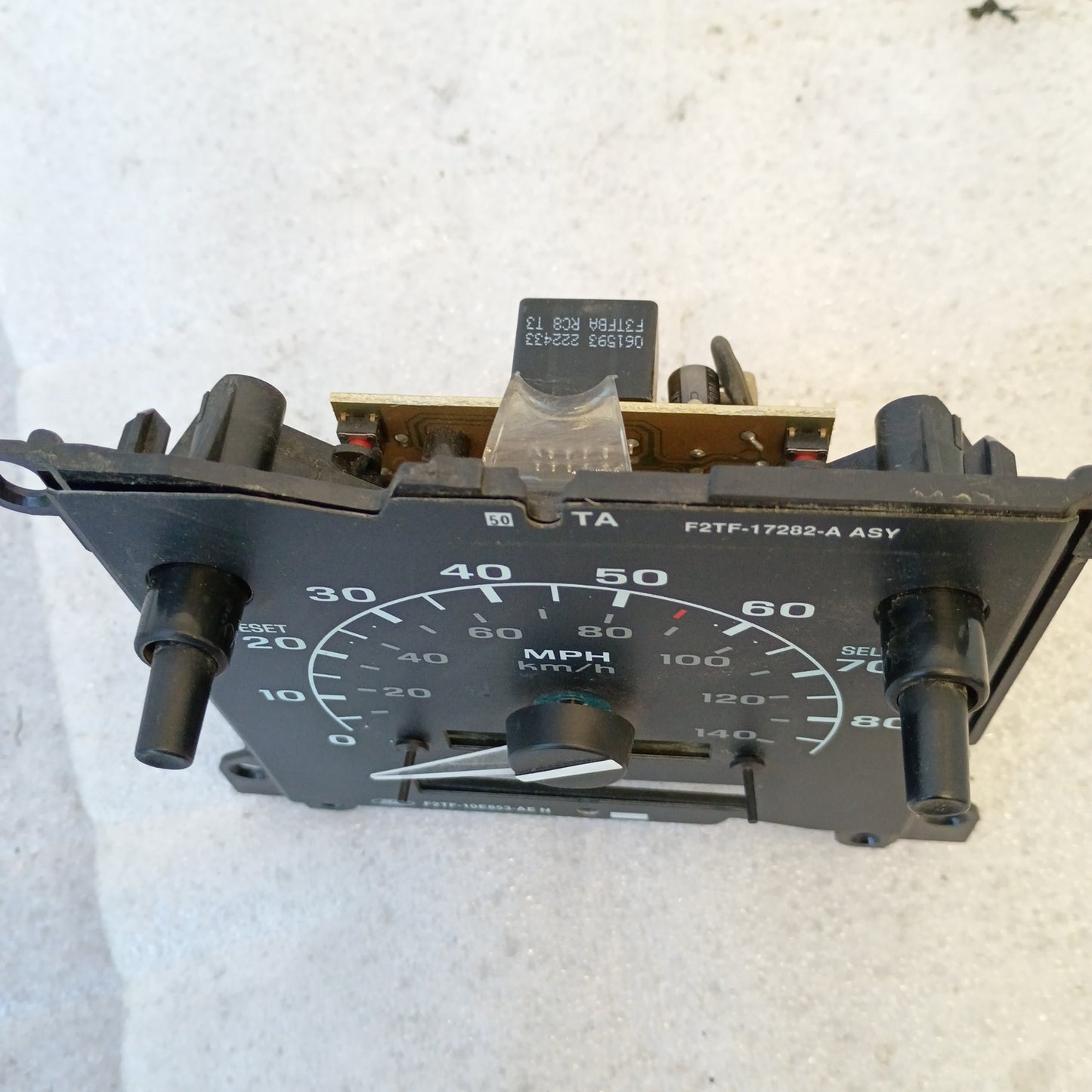 92-97 Speedometer 196K Miles (Used) Ford F150 F250 F350 Bronco OEM