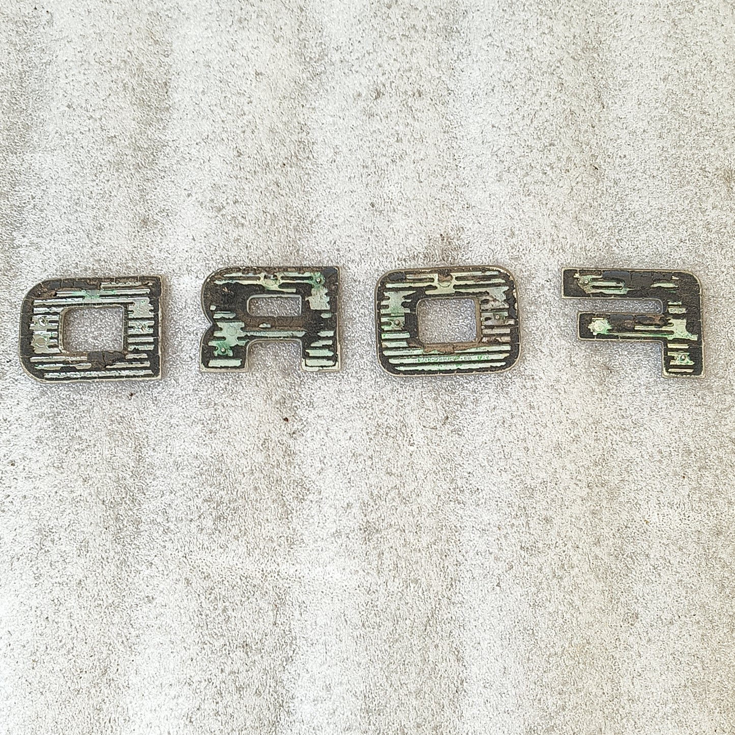 87-96 Tailgate Trim Panel Letter Set for Black Reflector (Used) Ford F150 F250 F350 XLT
