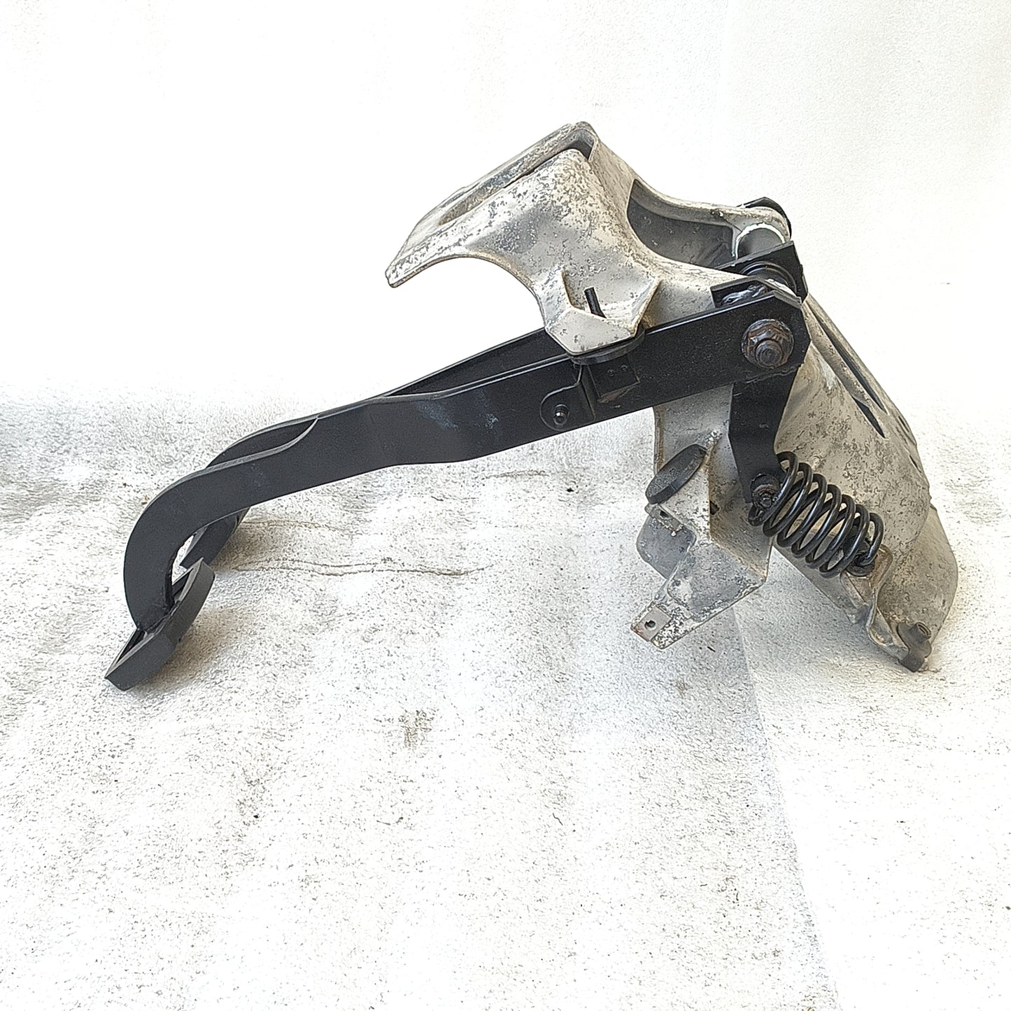 87-91 Clutch & Brake Pedal Assembly (Used) F150 F250 F350 Bronco Refurbished