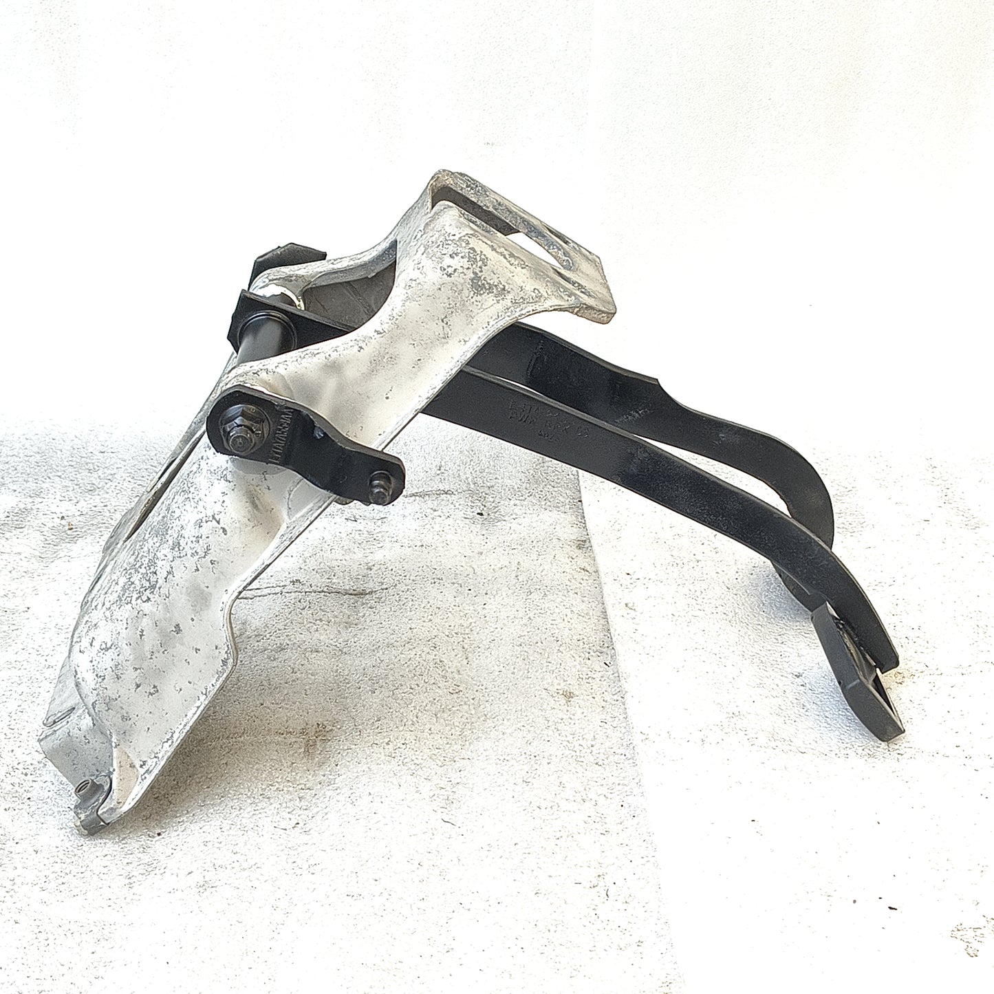 87-91 Clutch & Brake Pedal Assembly (Used) F150 F250 F350 Bronco Refurbished