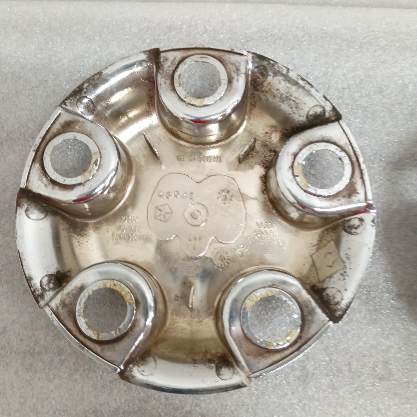 02-14 OEM Dodge/Ram 1500 Chrome Center Caps - Set of 4 - (Used) 52106536AC