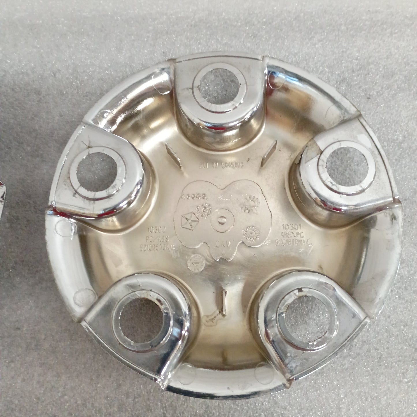 02-14 OEM Dodge/Ram 1500 Chrome Center Caps - Set of 4 - (Used) 52106536AC