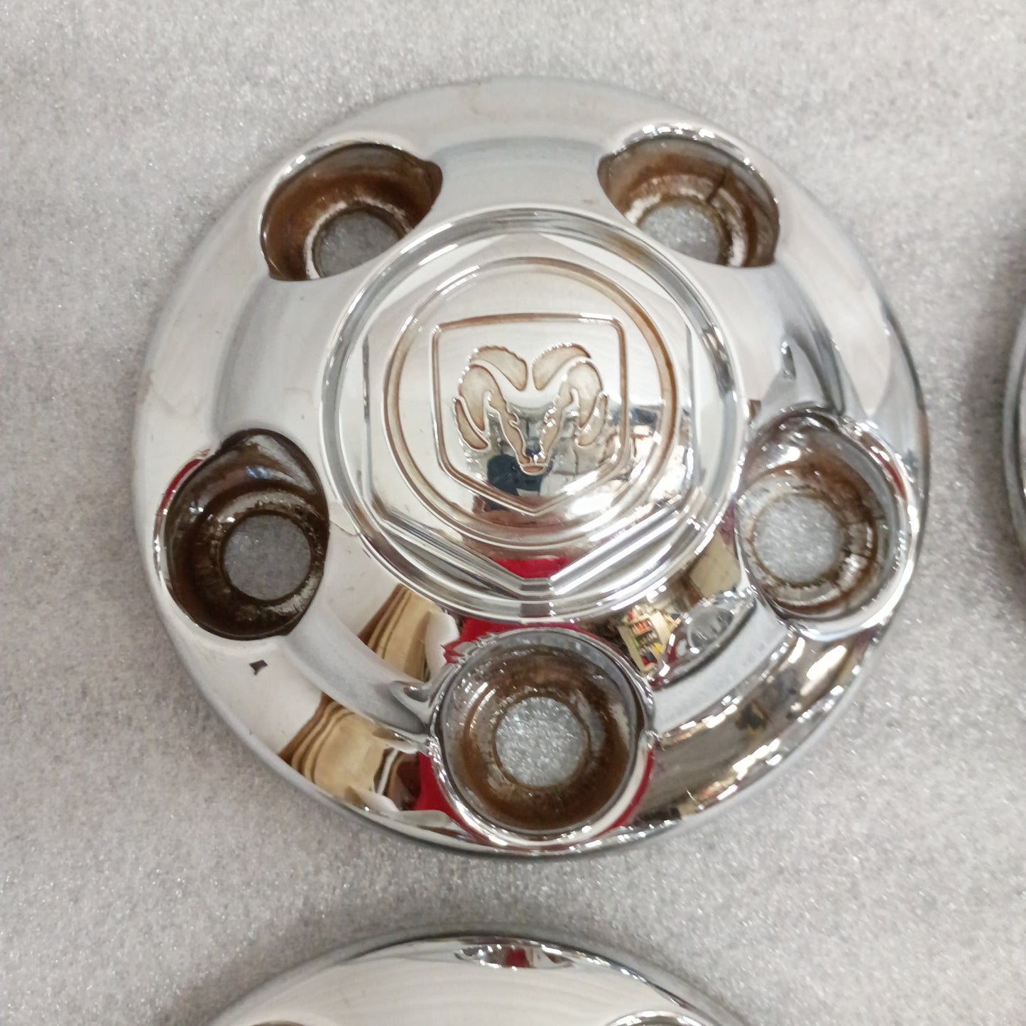 98-01 OEM Dodge/Ram 1500 Chrome Center Caps - Set of 4 - (Used) 52038915