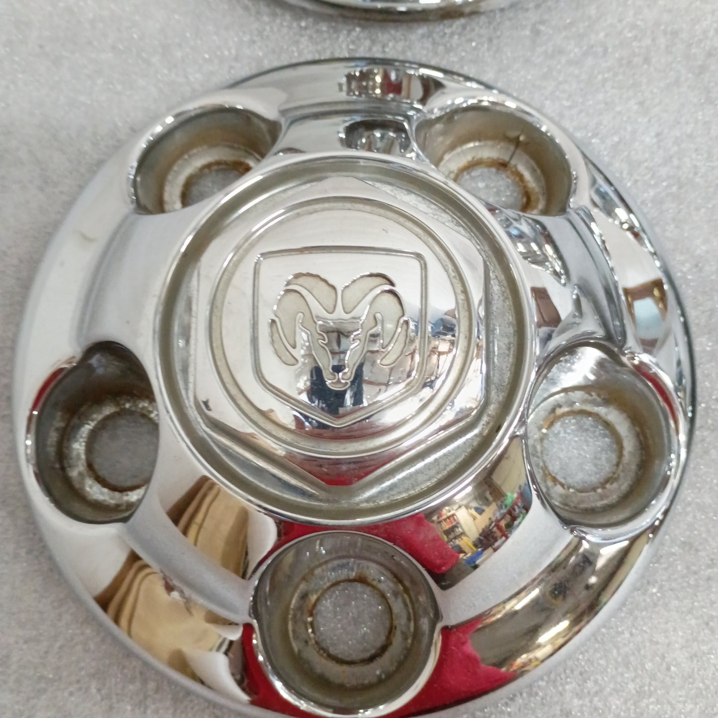 98-01 OEM Dodge/Ram 1500 Chrome Center Caps - Set of 4 - (Used) 52038915