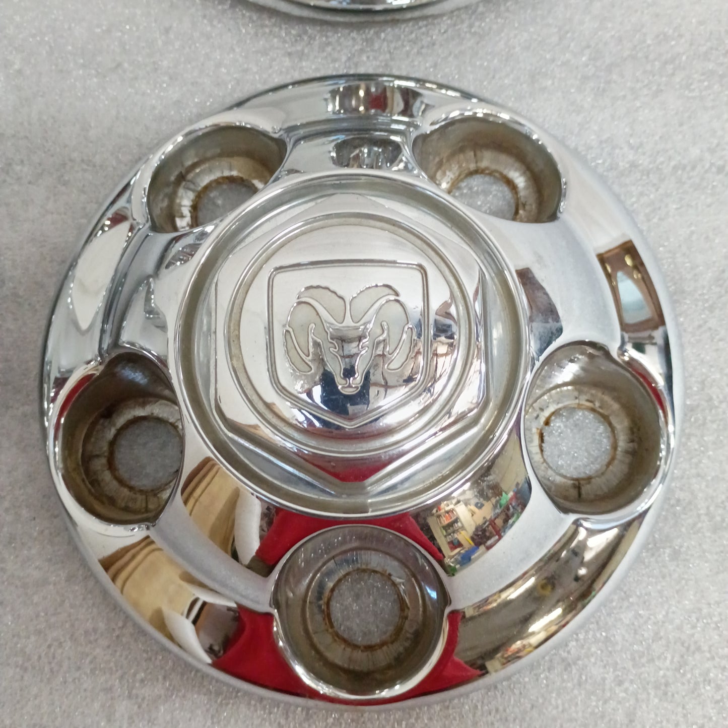 98-01 OEM Dodge/Ram 1500 Chrome Center Caps - Set of 4 - (Used) 52038915