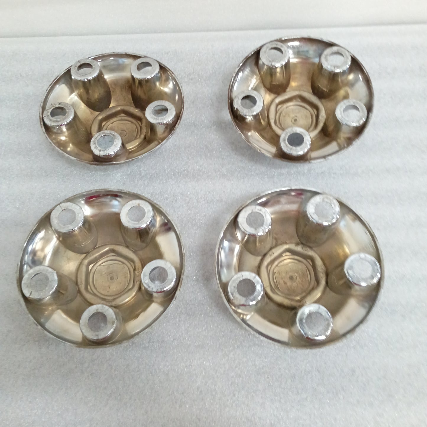 98-01 OEM Dodge/Ram 1500 Chrome Center Caps - Set of 4 - (Used) 52038915