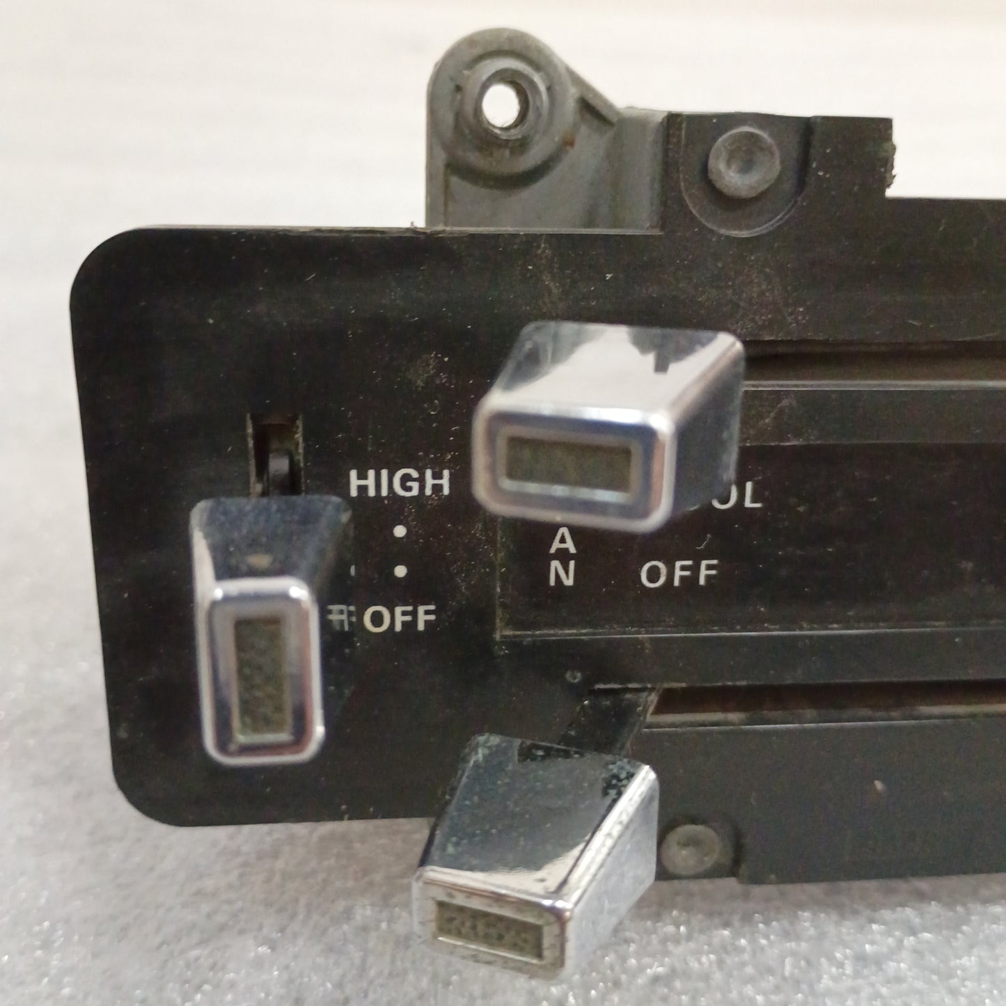 73-79 Heater Control WITHOUT Fuel Switch (Used) Ford F100 F150 F250 F350 Bronco OEM