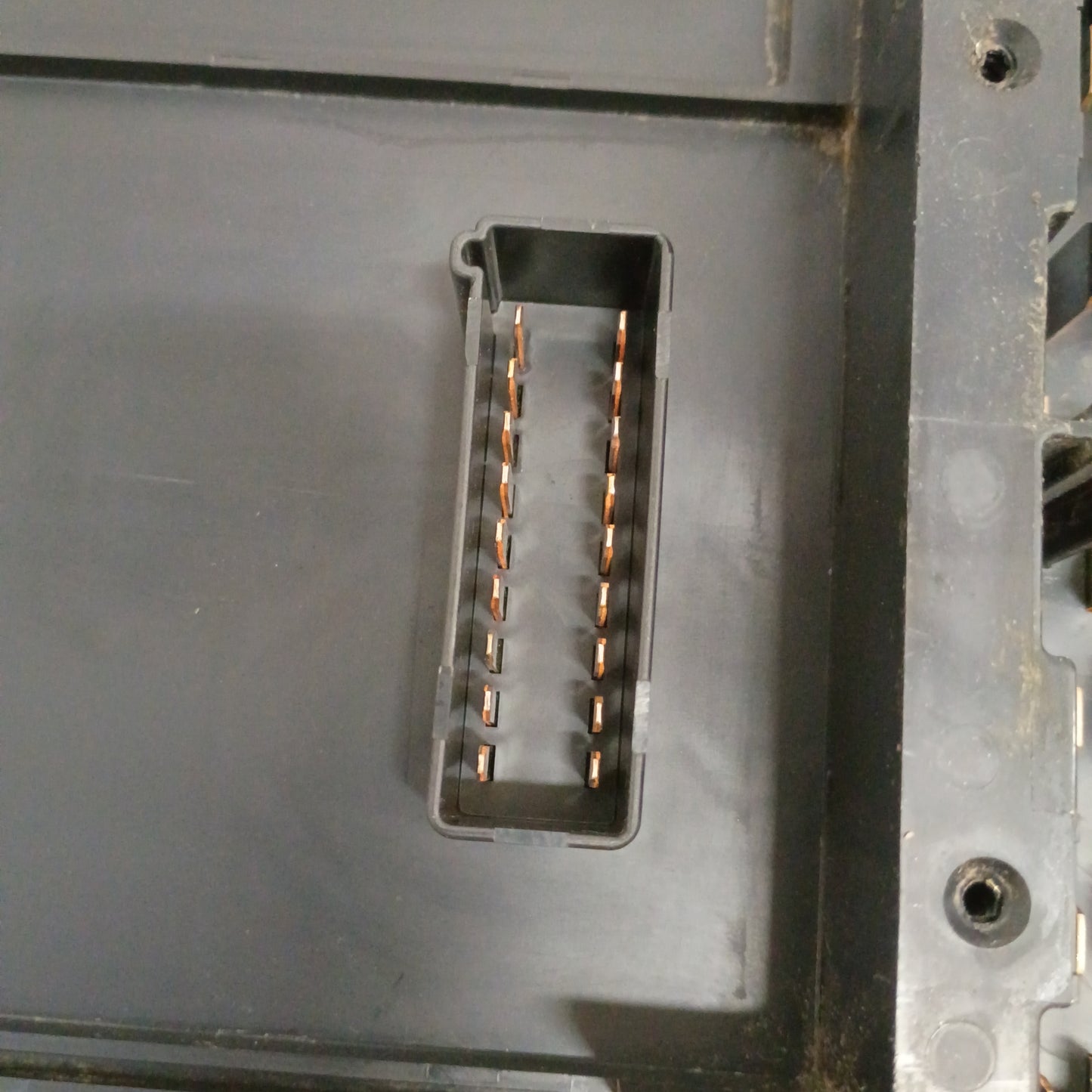 99-01 Fuse Panel/Box Interior Cabin 1C3T-14A067-AC (Used) OEM Ford F250 F350 Super Duty