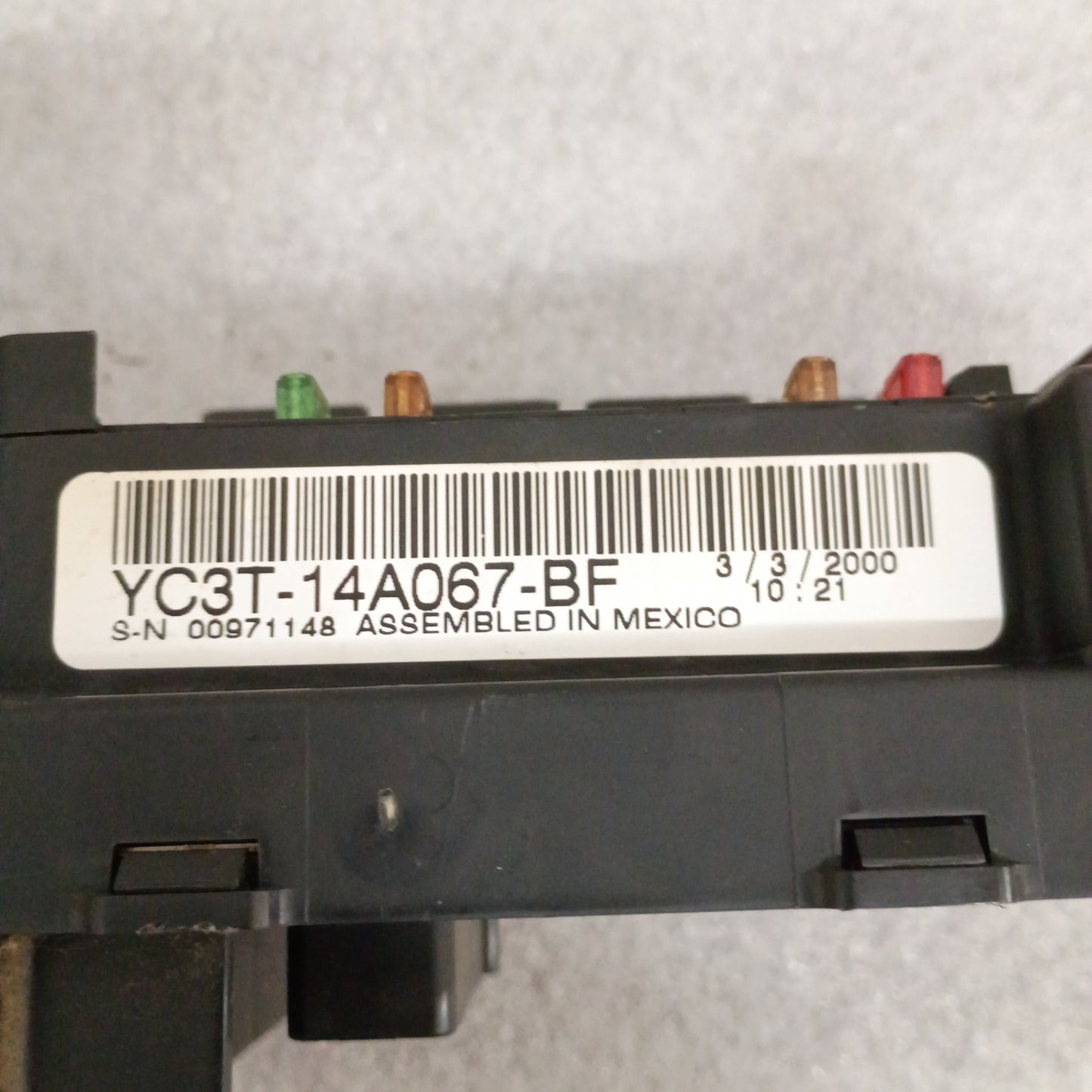 99-01 Fuse Panel/Box Interior Cabin YC3T-14A067-BF (Used) OEM Ford F250 F350 Excursion