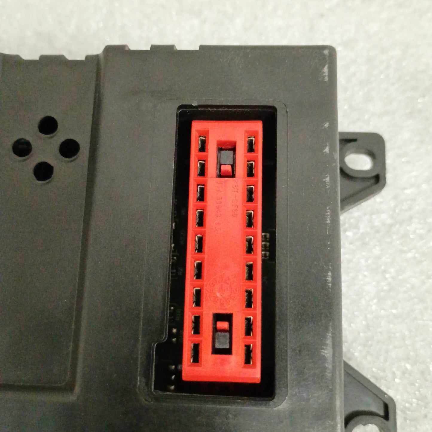 99-01 GEM Body Control Module BCM (Used) Ford F250 F350 Super Duty 1C3T-14B205-BC