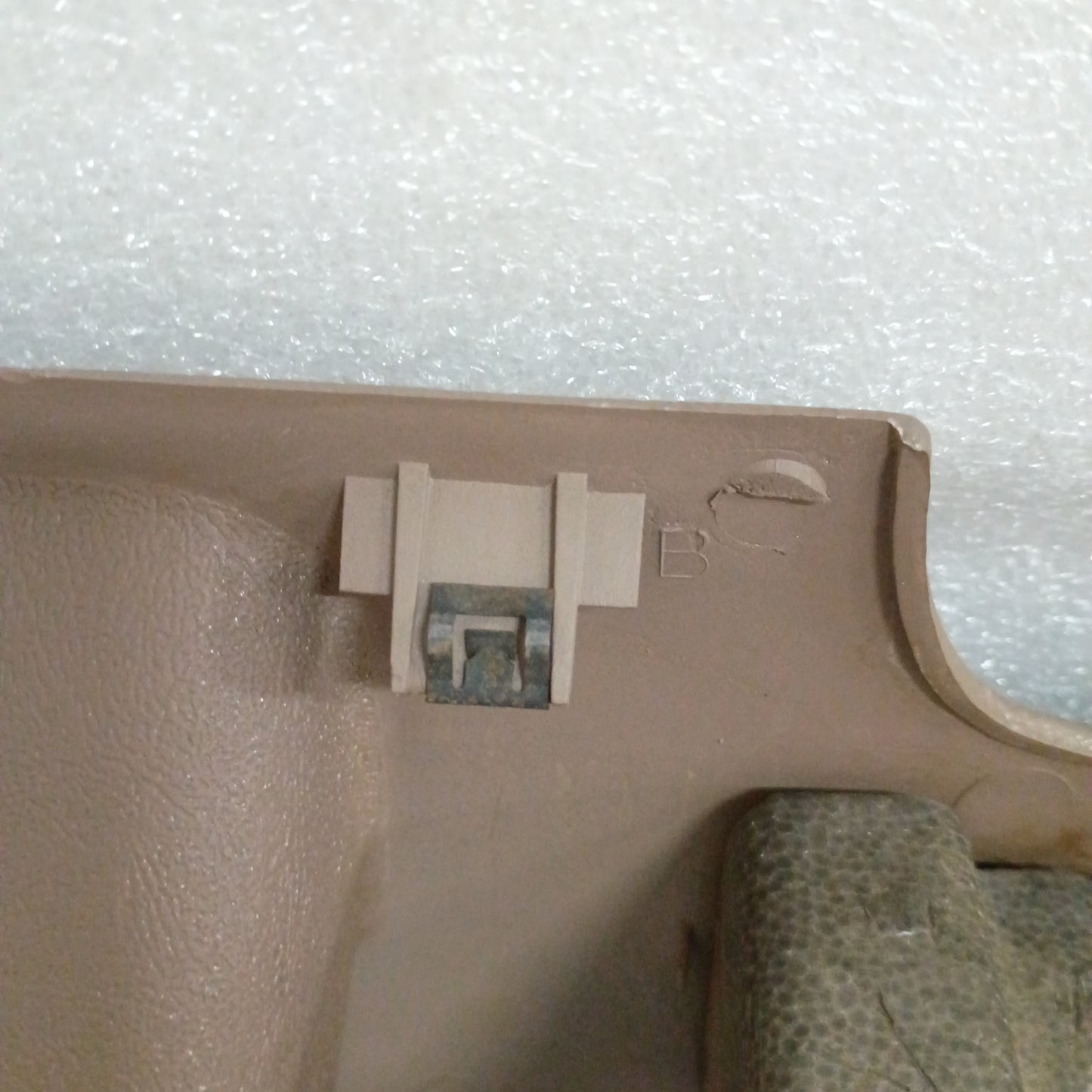 92-96 Tan/Mocha Lower Dash Knee Panel Trim (Used) Ford F150 F250 F350 Bronco