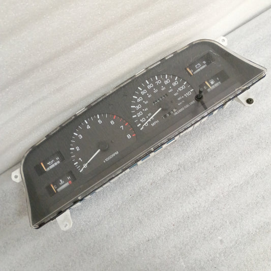 92-95 Toyota Gauge Cluster XXXK Miles V6 Mechanical Speedo (Used) 4Runner/Pickup