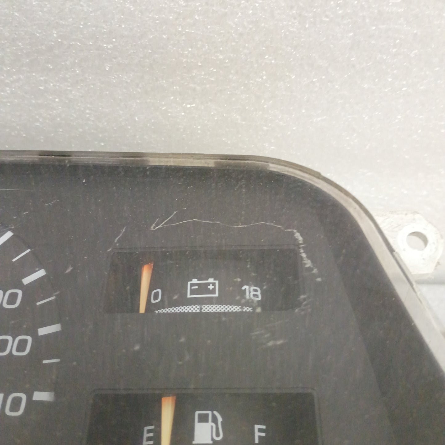 92-95 Toyota Gauge Cluster XXXK Miles V6 Mechanical Speedo (Used) 4Runner/Pickup