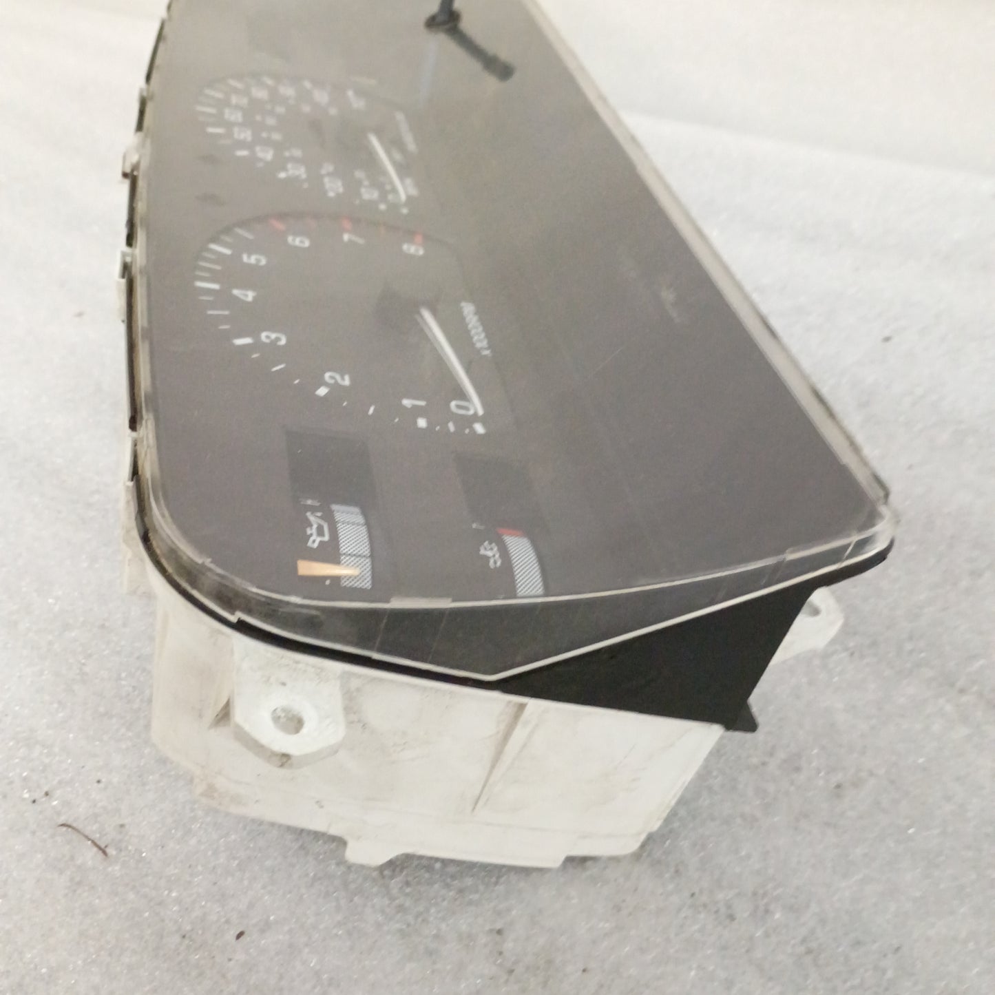92-95 Toyota Gauge Cluster XXXK Miles V6 Mechanical Speedo (Used) 4Runner/Pickup