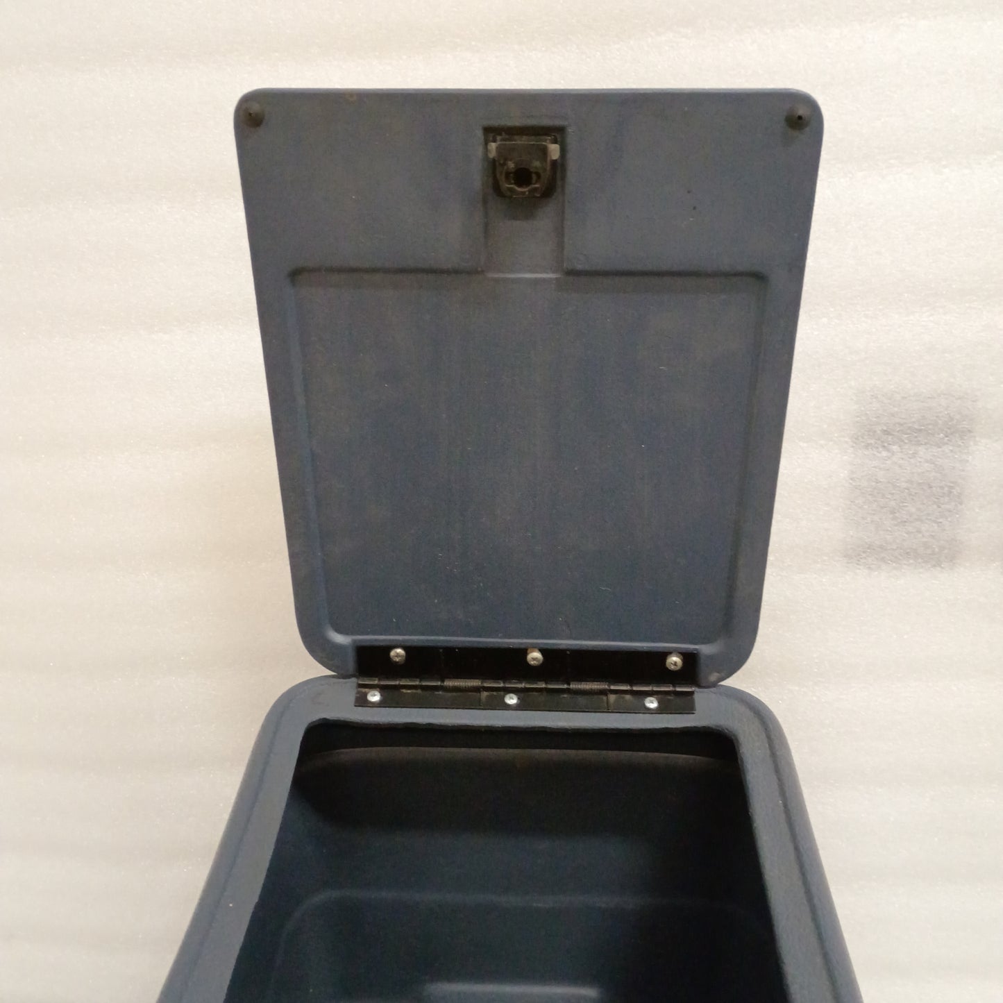 80-91 Dark Blue Center Console w/ Cup Holder (Used) F150 F250 F350 Bronco OEM