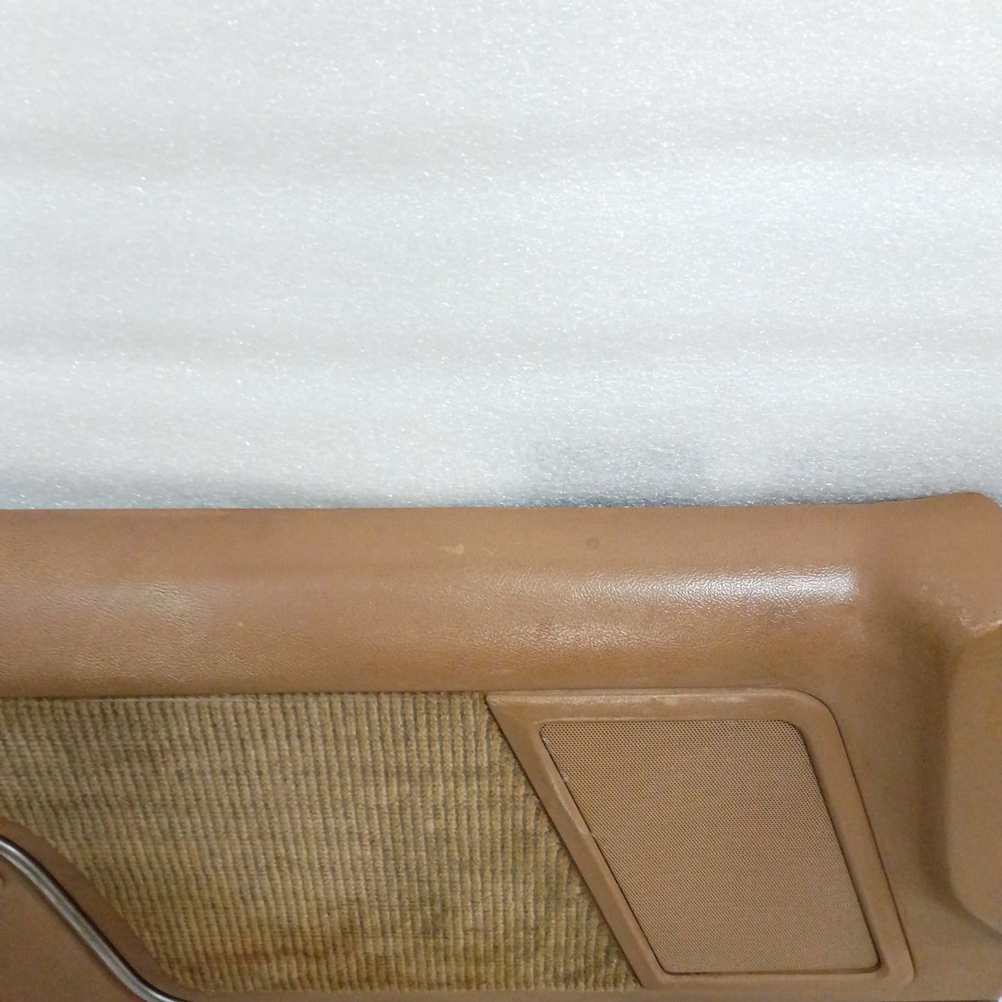 87-91 Deluxe Tan Door Panels Pair Left & Right Power (Used) F150 F250 F350 Bronco XLT