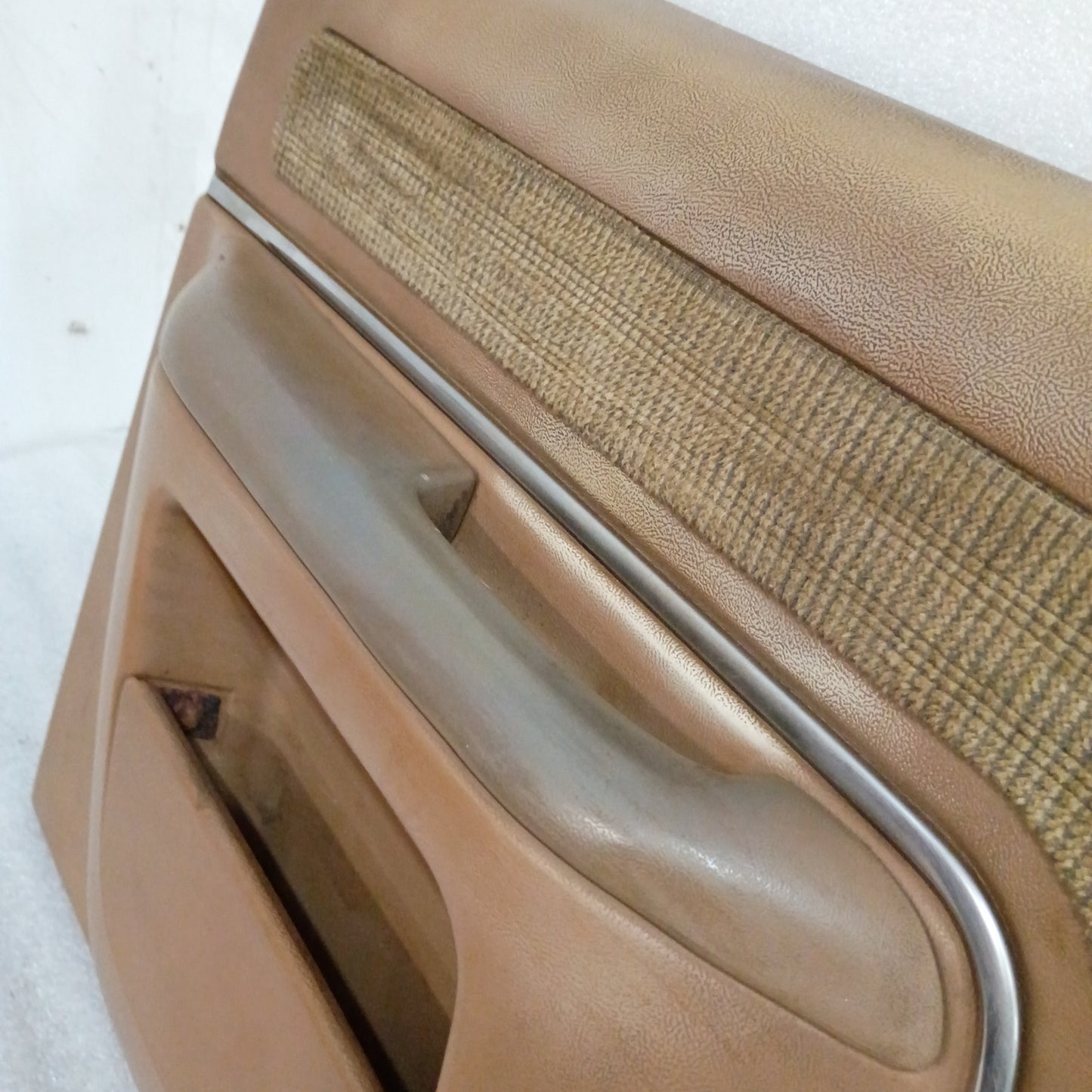 87-91 Deluxe Tan Door Panels Pair Left & Right Power (Used) F150 F250 F350 Bronco XLT