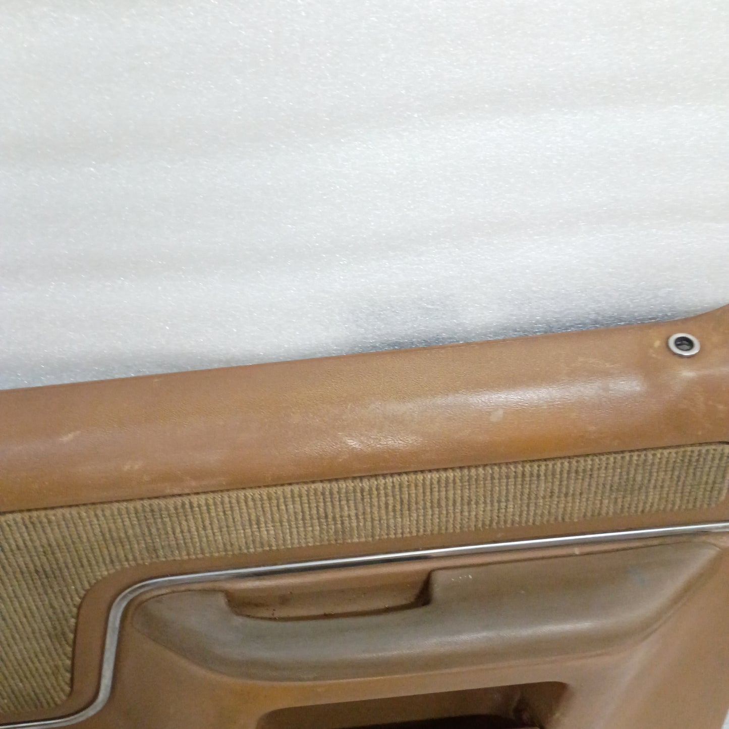 87-91 Deluxe Tan Door Panels Pair Left & Right Power (Used) F150 F250 F350 Bronco XLT