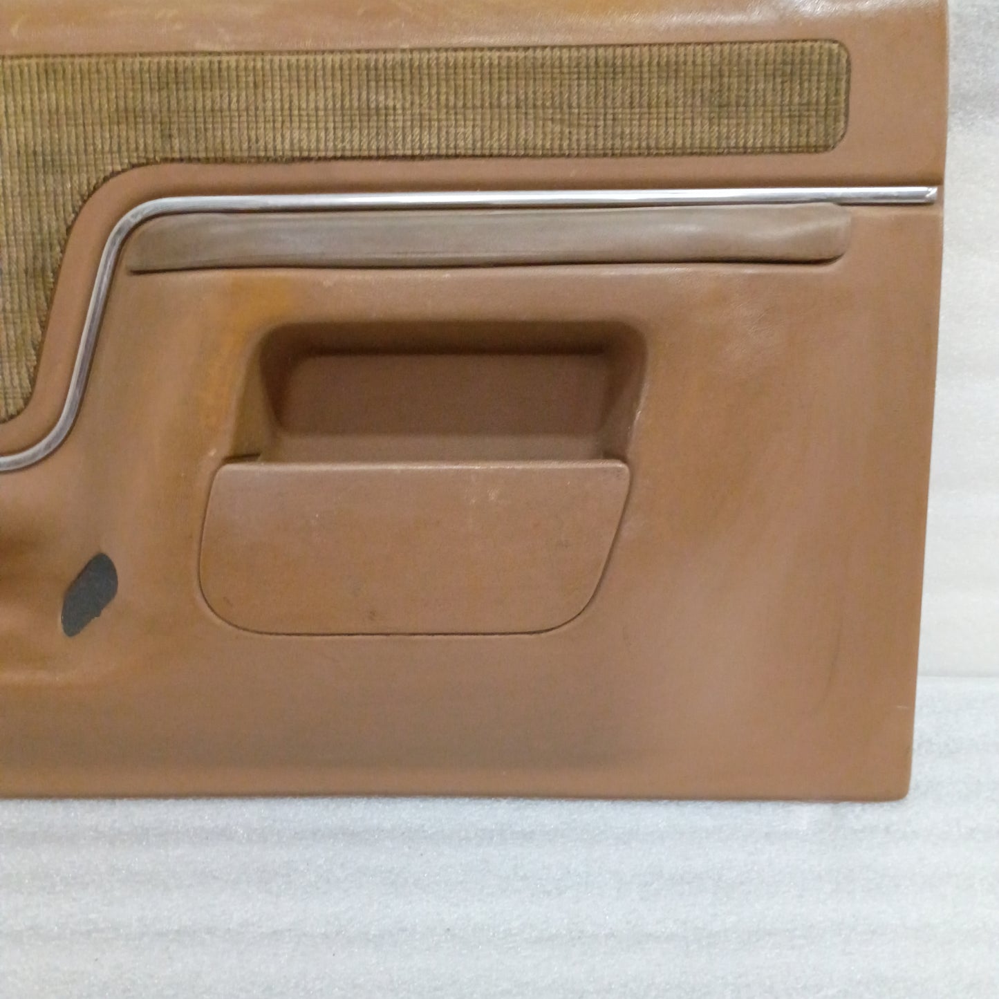 87-91 Deluxe Tan Door Panels Pair Left & Right Power (Used) F150 F250 F350 Bronco XLT