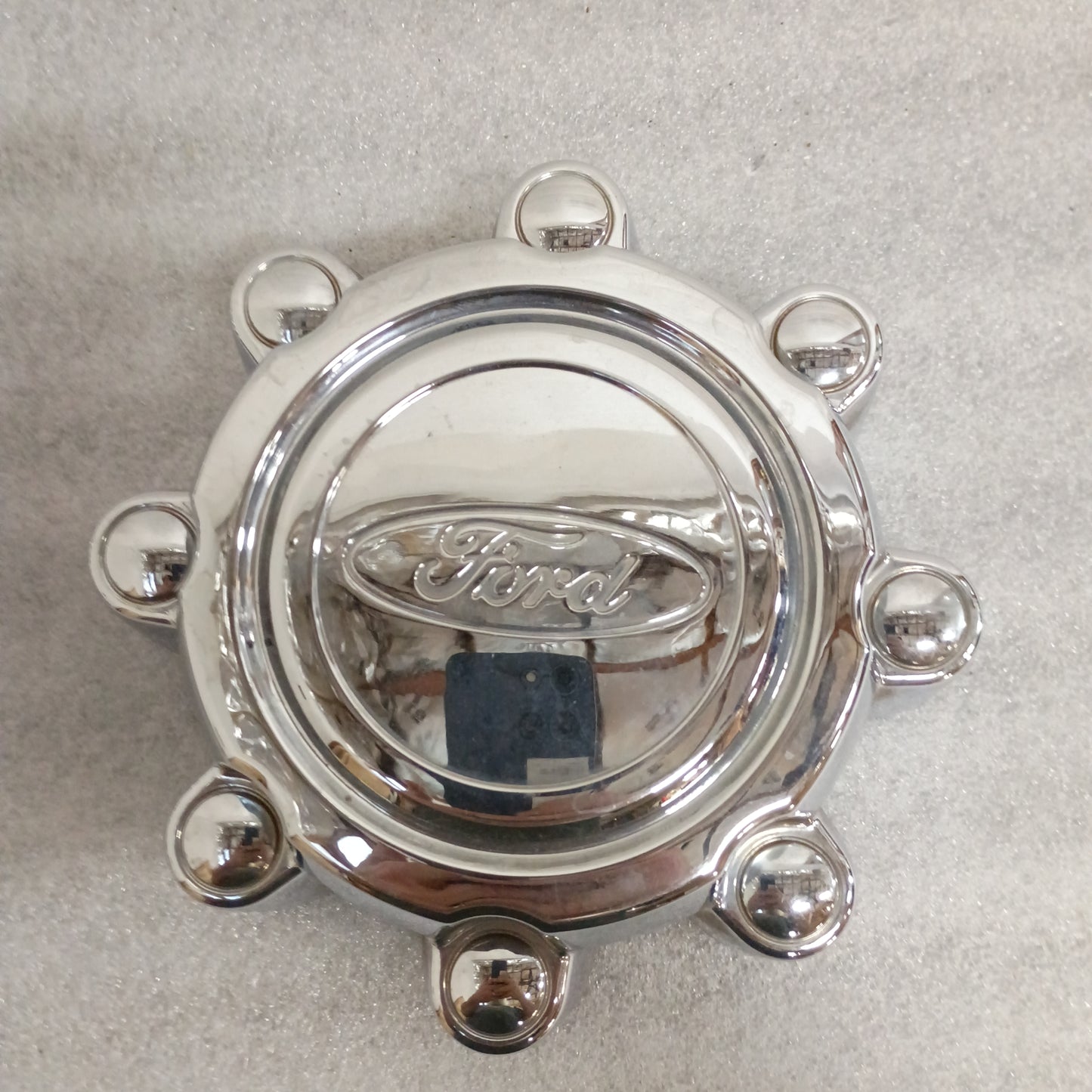 99-04 OEM Ford Chrome Center Cap 2WD / 4WD Rear 8 Lug (Used) Super Duty F250 F350 OEM