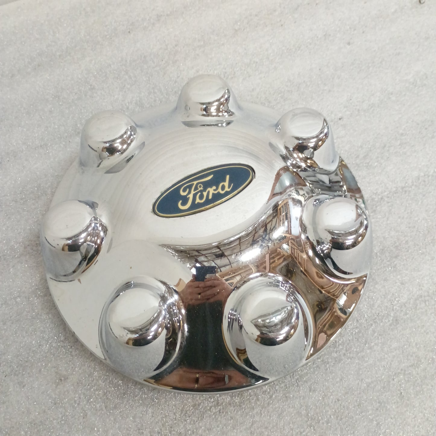 97-04 OEM Ford 7 Lug Chrome Center Cap (Used) F150 F250 F75A-1A096-BD