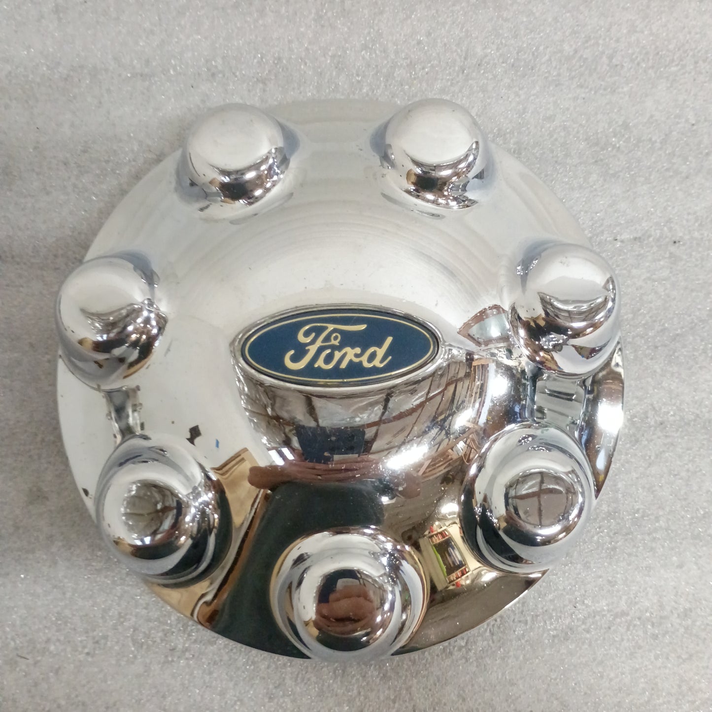 97-04 OEM Ford 7 Lug Chrome Center Cap (Used) F150 F250 F75A-1A096-BD