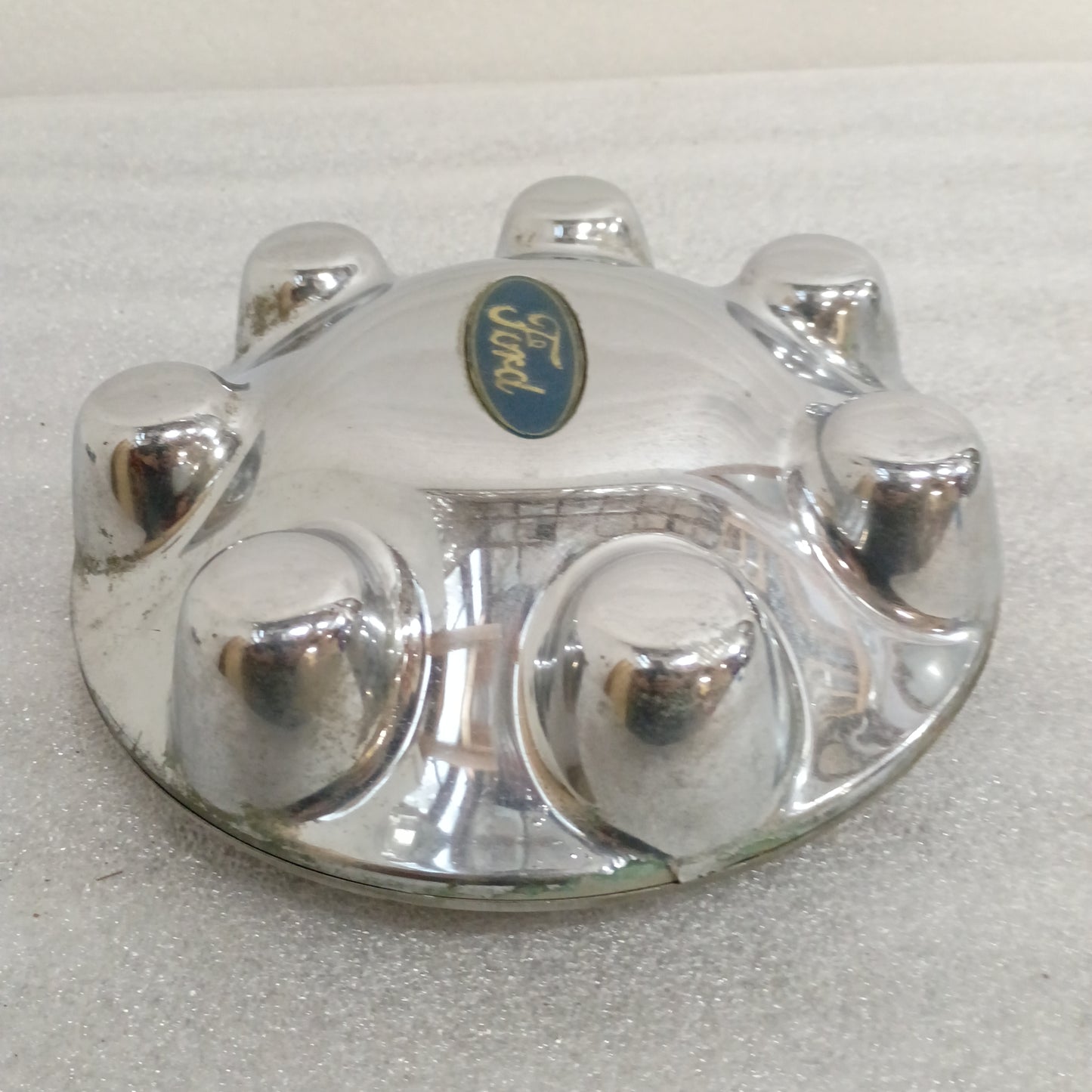 97-04 OEM Ford 7 Lug Chrome Center Cap (Used) F150 F250 F75A-1A096-BD